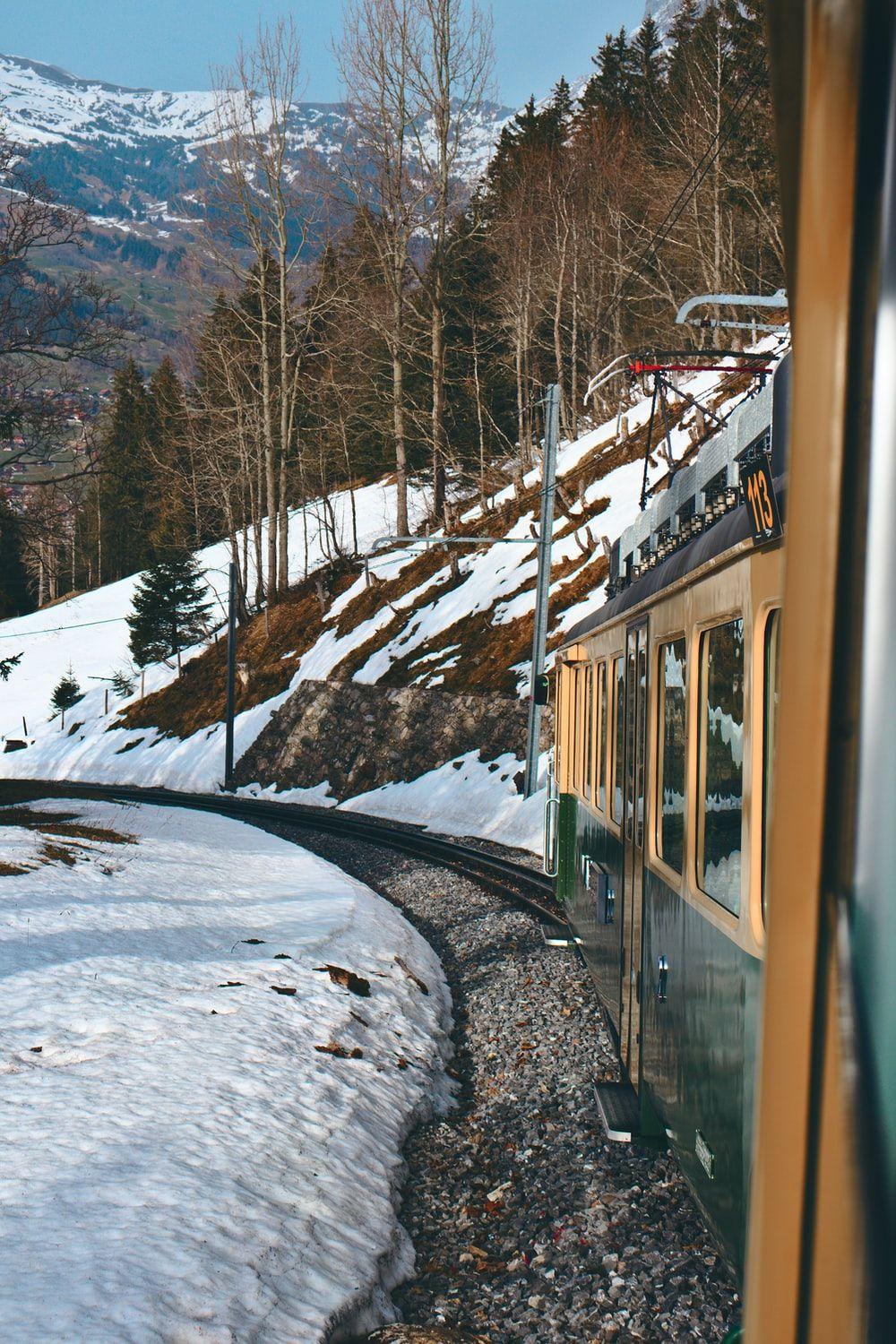 1000x1500 Swiss Train Picture. Download Free Image