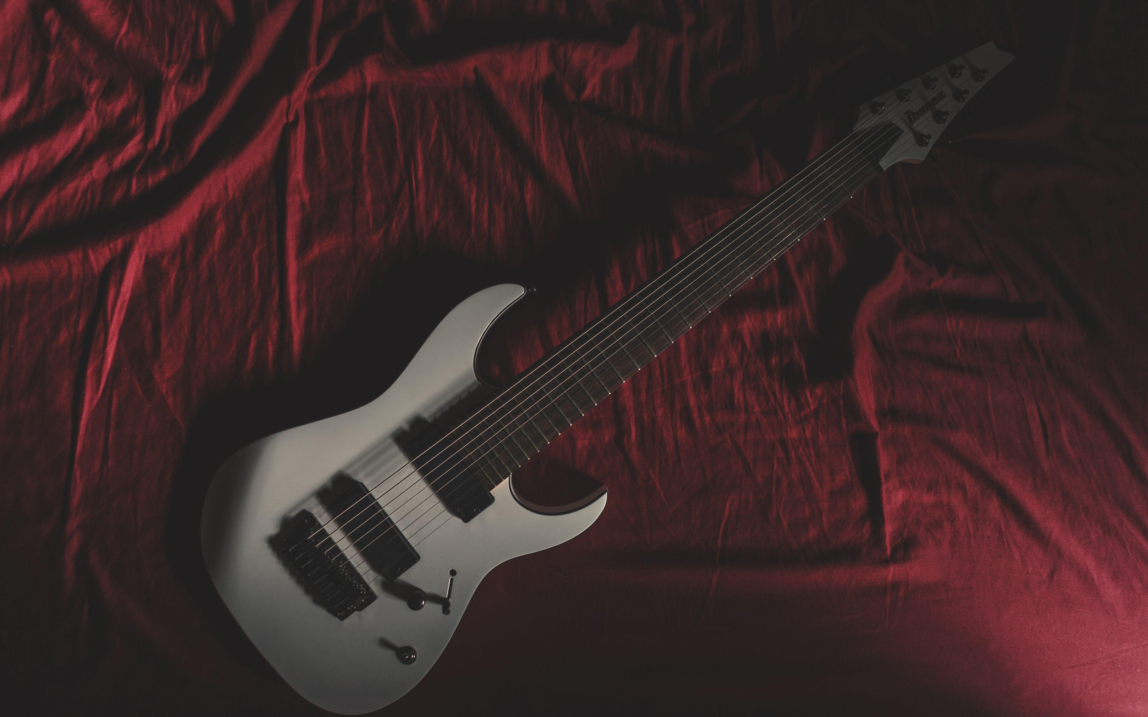 3840x2400 Guitar 4K 5K Wallpaper