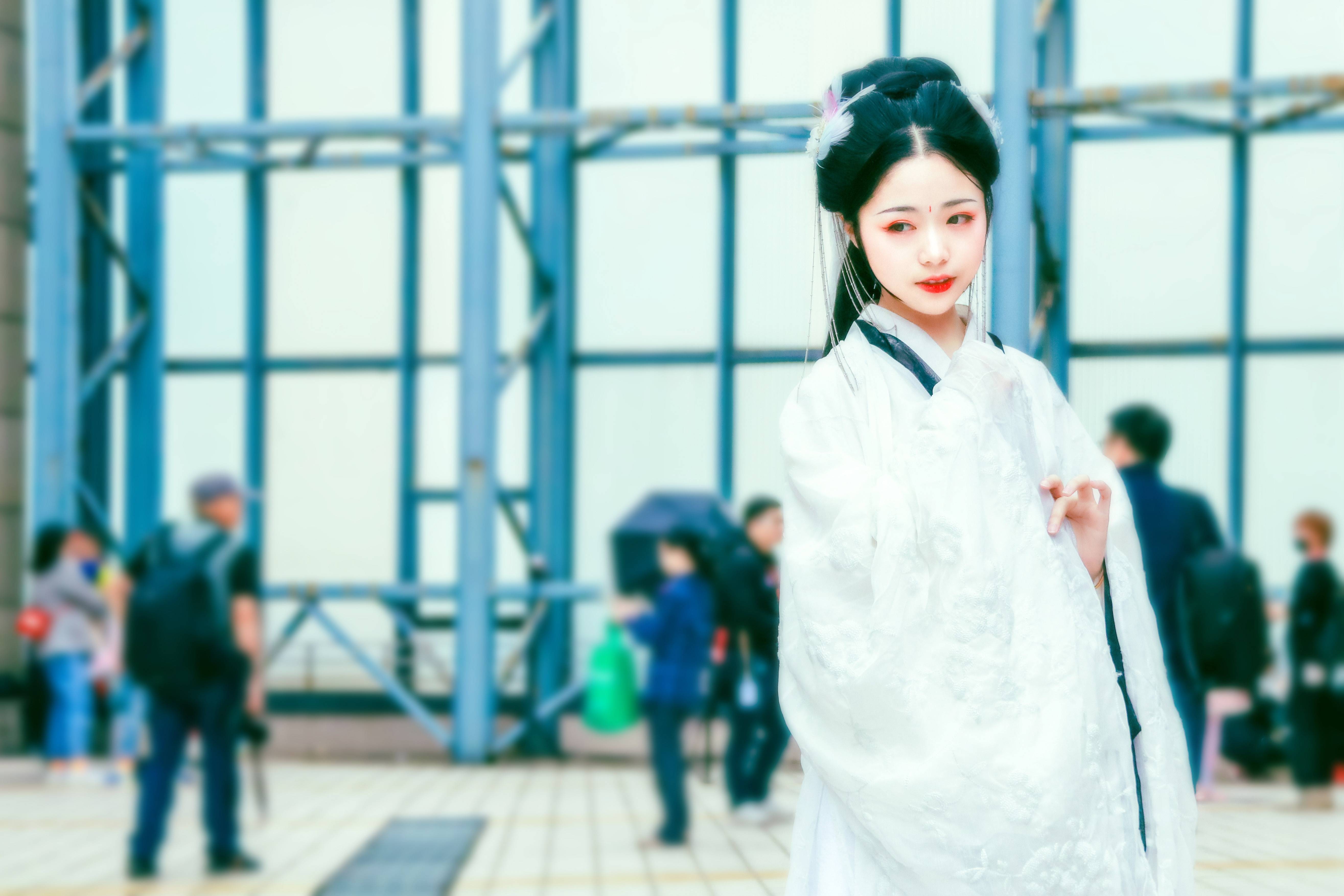 5260x3507 Chinese Girl Wallpaper with Cute Smile
