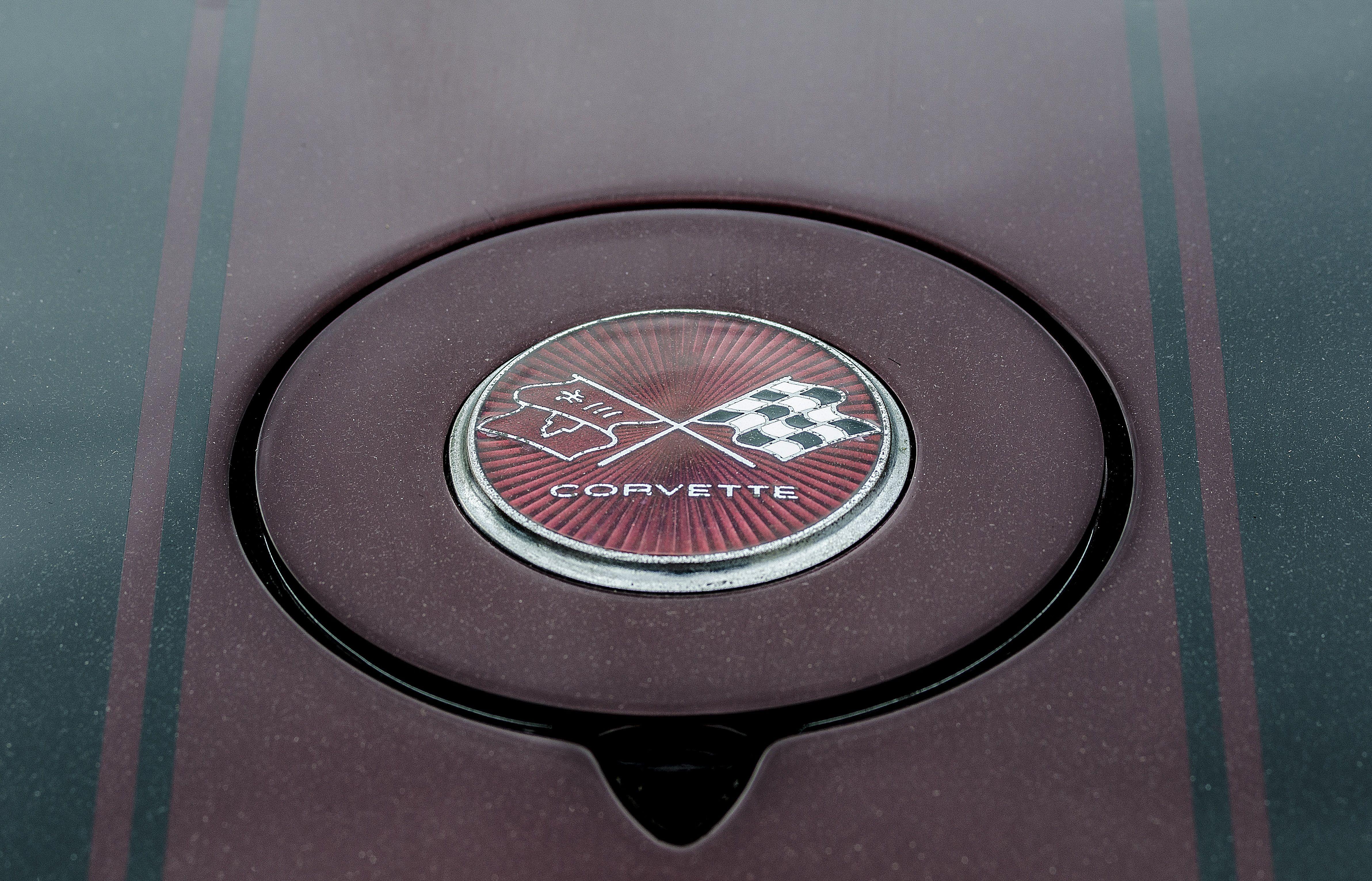4769x3060 Download wallpaper 4769x3060 chevrolet, corvette, logo HD background