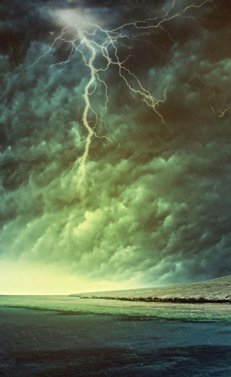 Yellow Lightning Wallpapers - Top Free Yellow Lightning Backgrounds