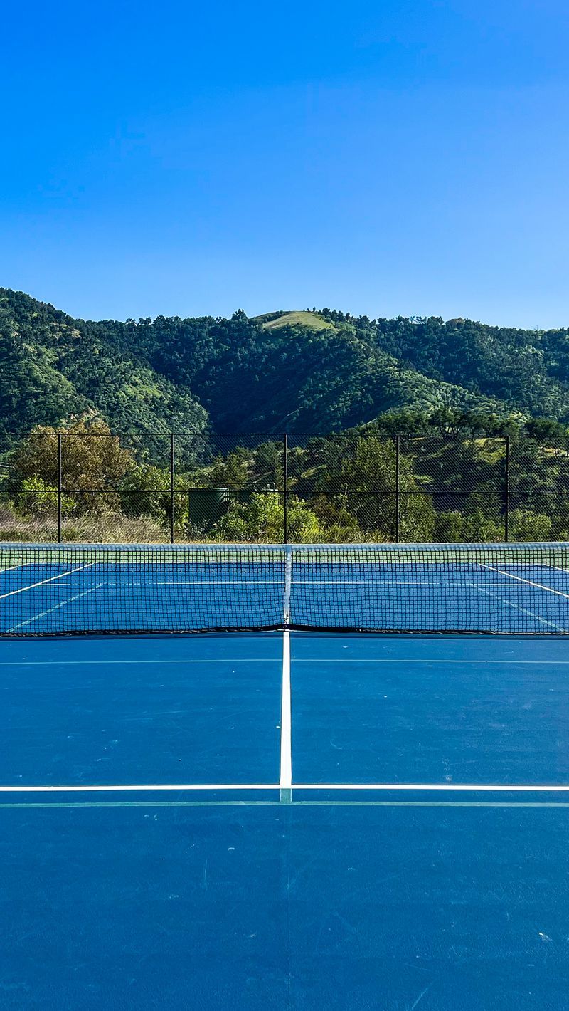 800x1420 Download Wallpaper 800x1420 Tennis, Court, Hills, Trees, Sport Iphone Se 5s 5c 5 For Parallax HD Background