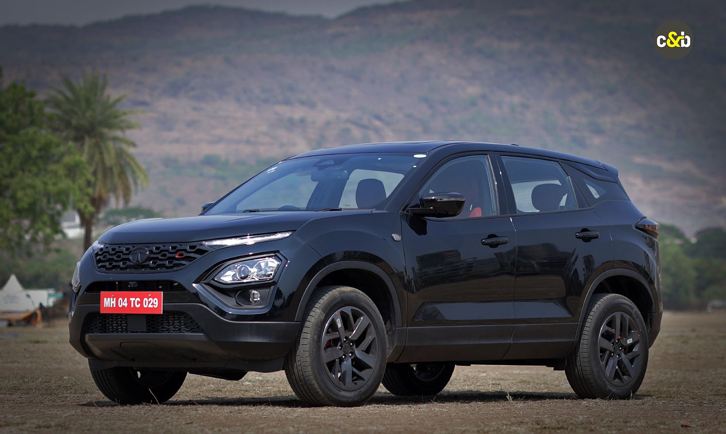 1496x896 Tata Harrier Red #Dark Edition