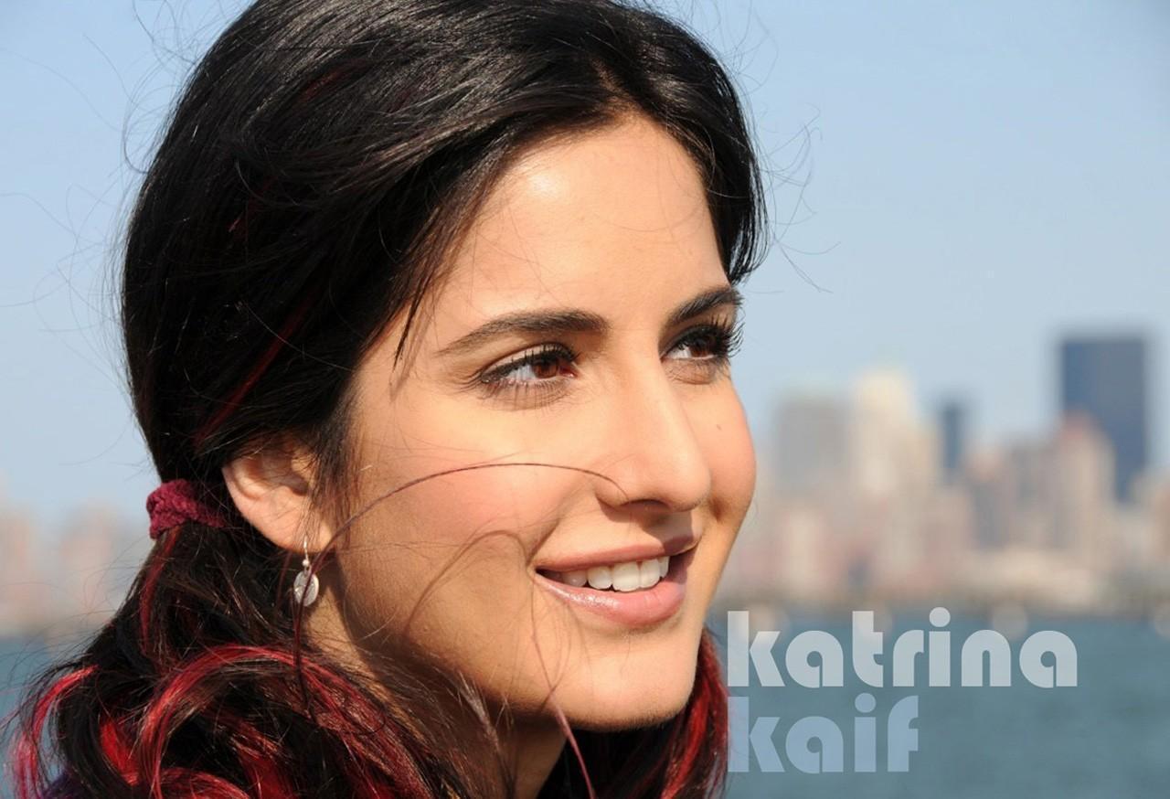 1280x874 Download Katrina Kaif Jab Tak Hai Jaan Wallpaper HD FREE Uploaded by (wallpaper id)
