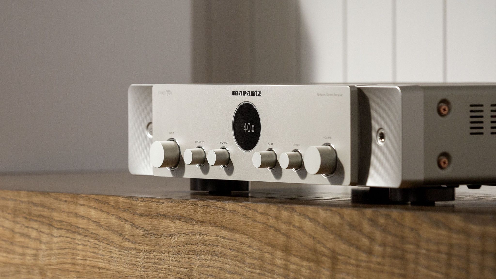 2048x1152 Marantz's new retro AV receiver is the perfect slim size for my small apartment