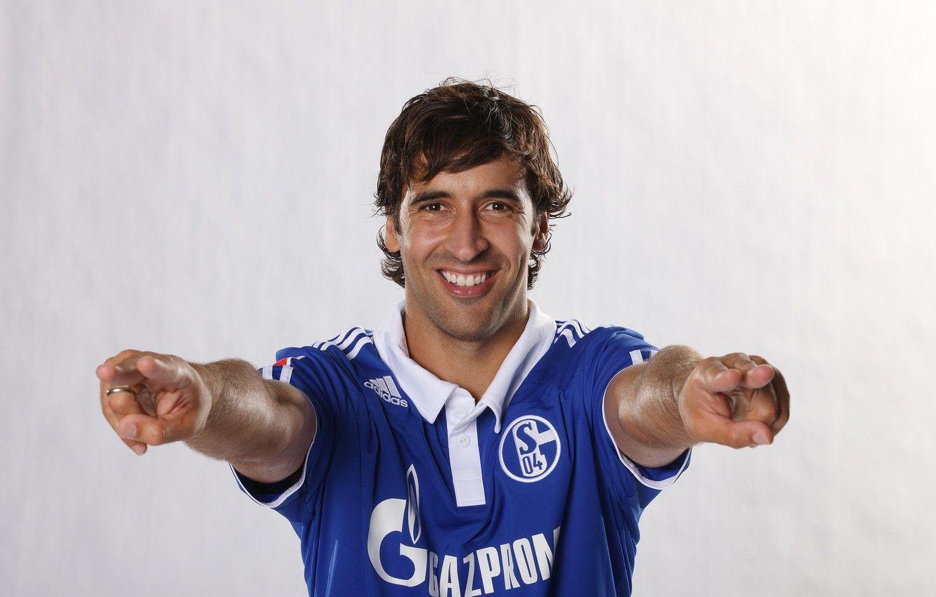 1332x850 Wallpaper Germany, Spain, Germany, captain, football wallpaper, Spain, Raul Gonzalez Blanco, Schalke Champions League, Schalke Bundes Liga, Raul Gonzalez Blanco, Champions League, Real Madrid, Schalke 04 vs Valencia, captain image