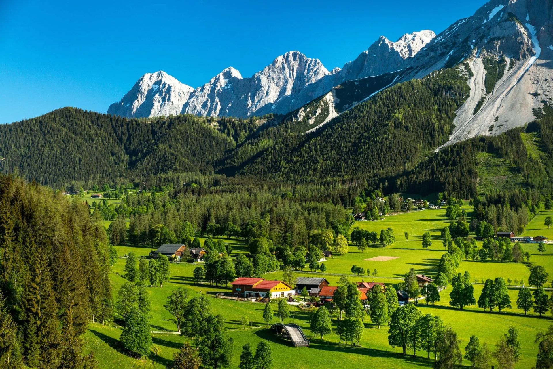 1920x1283 The Dachstein Circuit