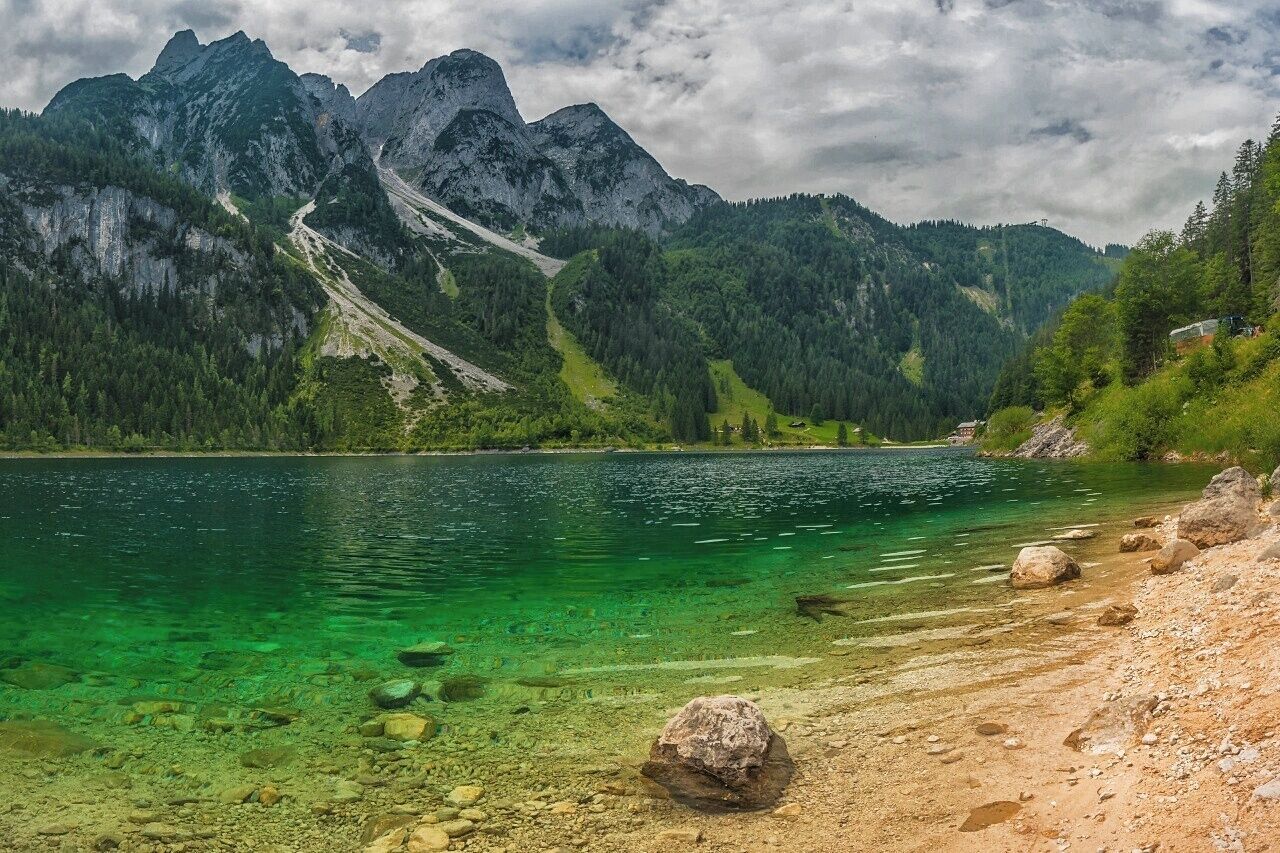 1280x853 Dachstein West Ski Area in Austria
