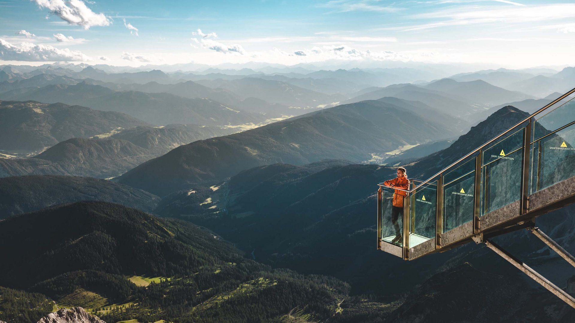 1920x1080 Experience the Dachstein glacier!