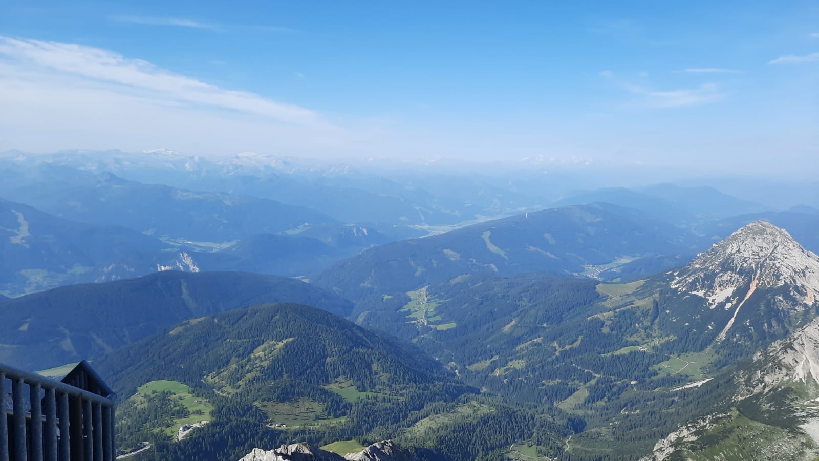 1600x900 Blick vom