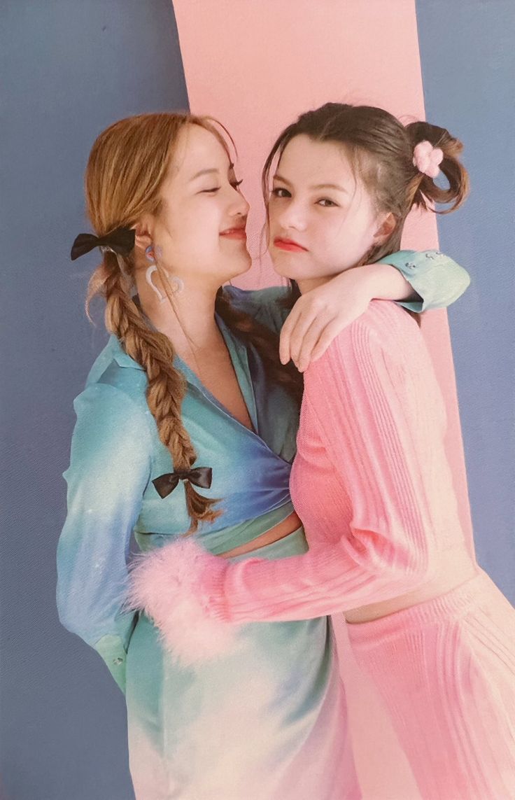 736x1143 FREENBECKY