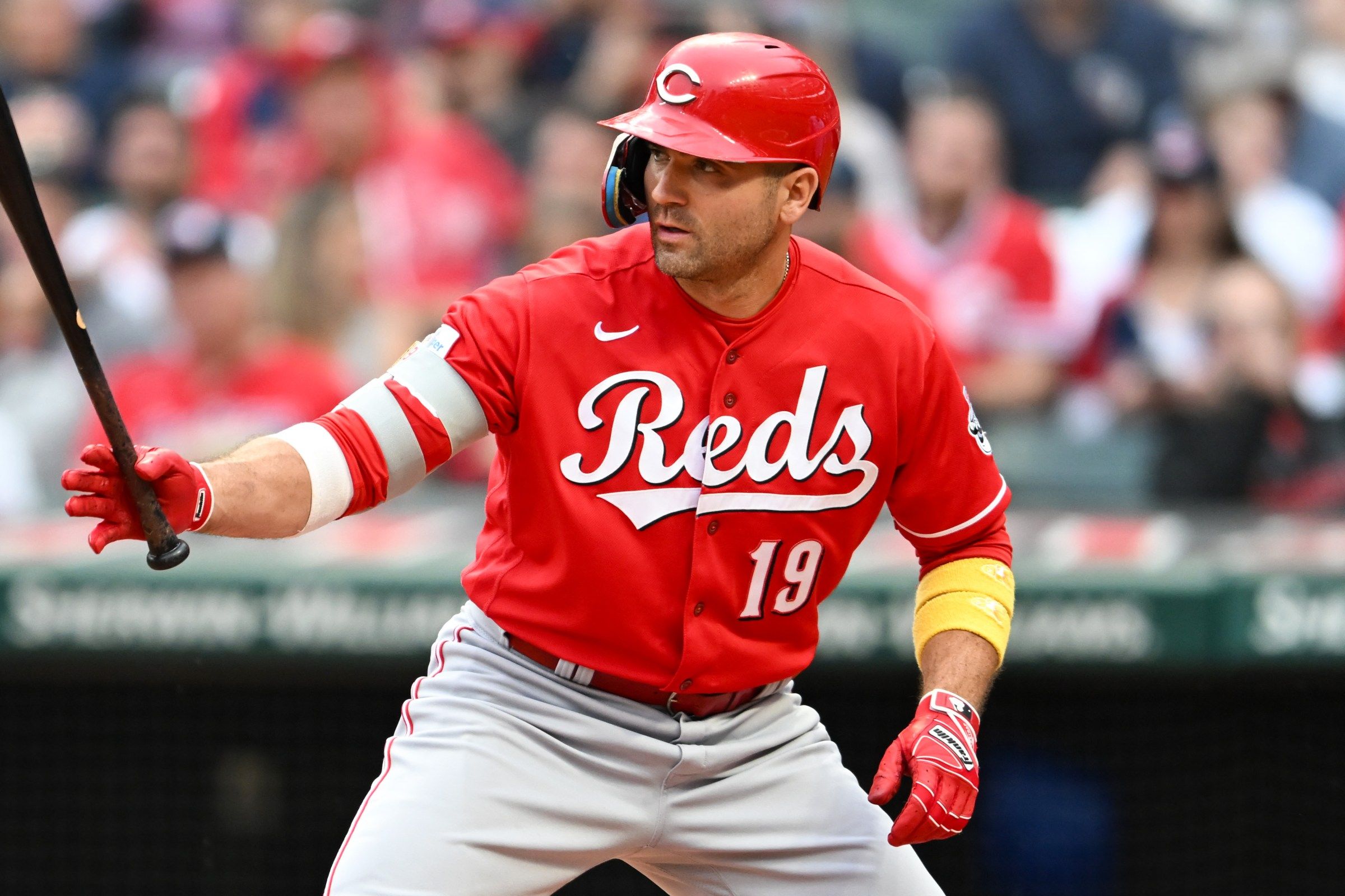 2400x1600 MLB News Outside The Confines: Joey Votto calls it quits. Bleed Cubbie Blue