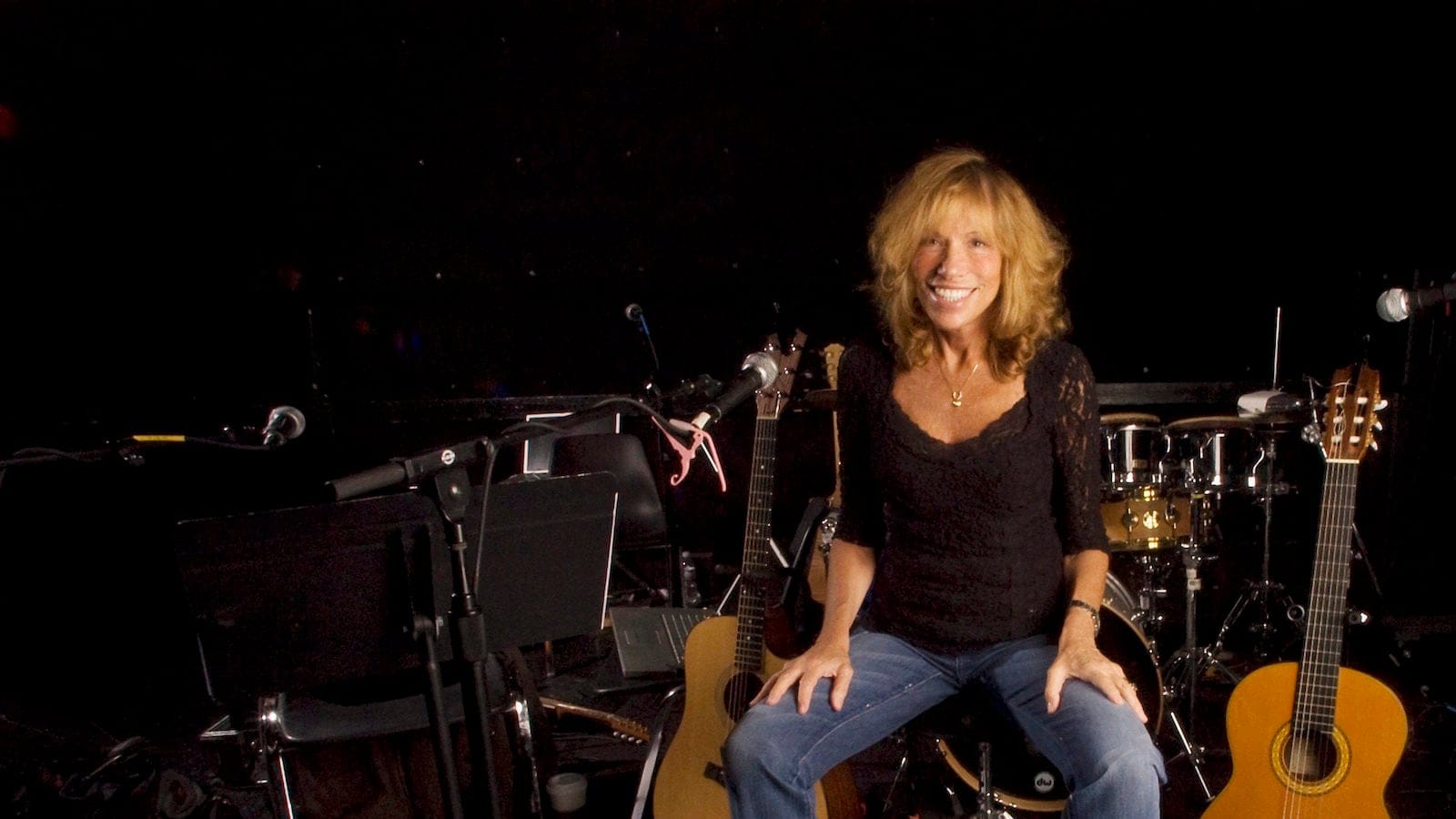 1600x900 Carly Simon on Mick Jagger, Taylor Swift—and being herself
