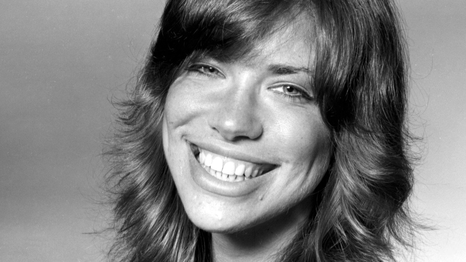1600x900 Clairo's Tribute to Carly Simon