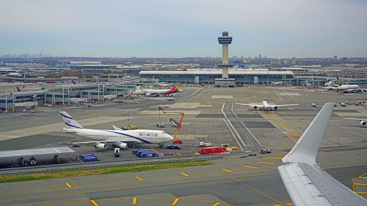 1280x720 FBI investigating lasers pointed at inbound flights at JFK Airport New York