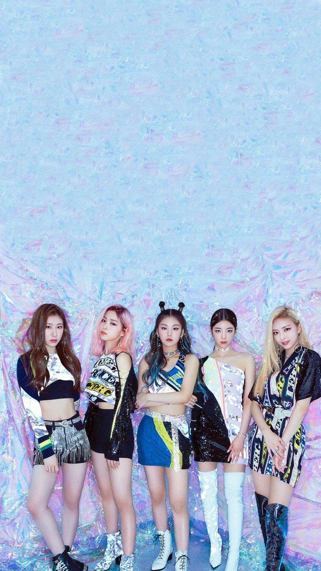1080x1920 ITZY MV #IT'Z ICY #YeJi, #LIA, #RyuJin, #ChaeRyeong & #YuNa Wallpaper Lockscreen Fondo De Pantalla HD IPhone K Pop. Kpop Feminino, Feminino, Capas De álbuns