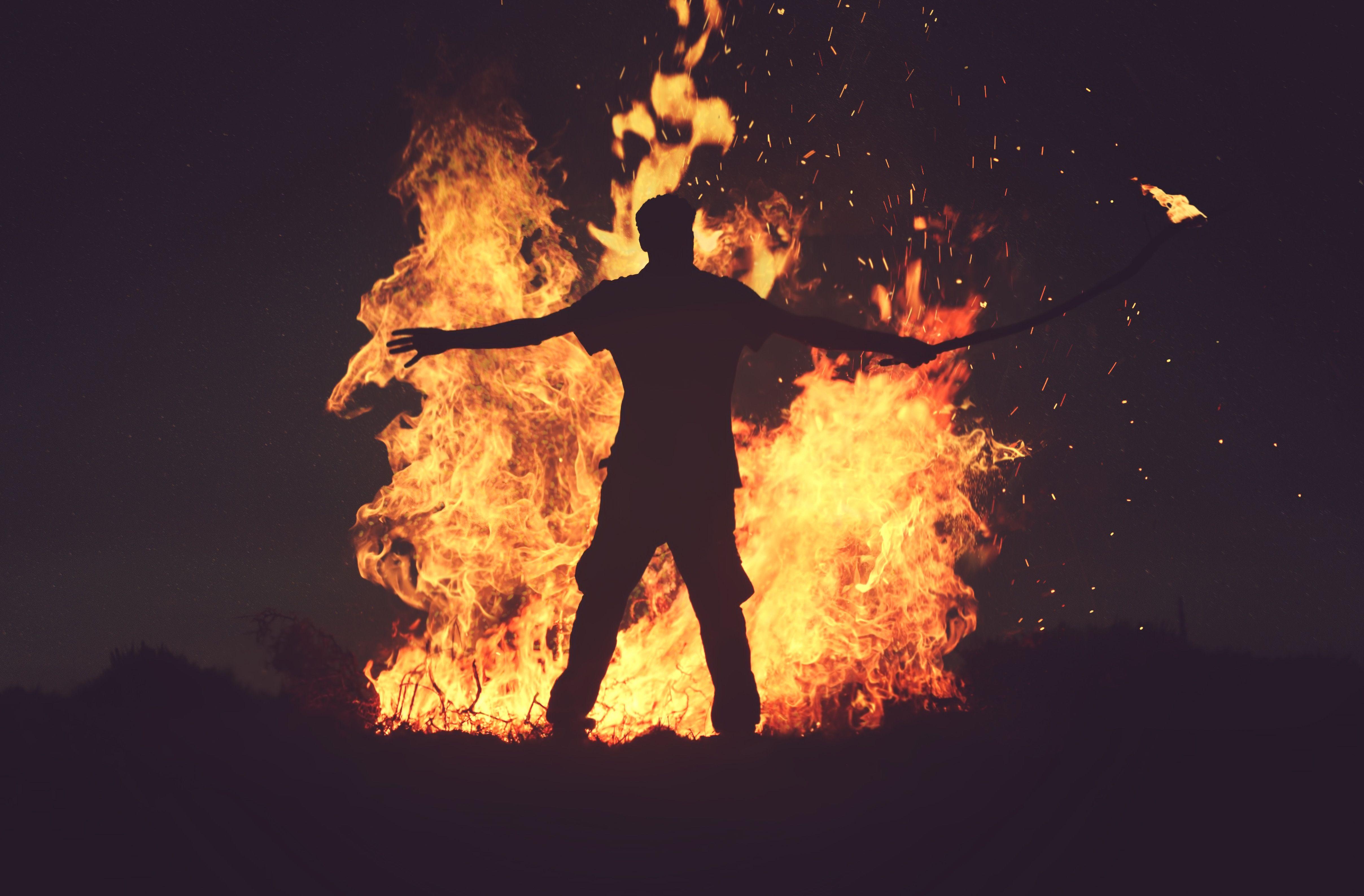 4832x3176 4832x3176 #bonfire, #burn, #heat, #stick, #flame, #person, #man, #silhouette, #fight, #holding, #standing, #motion, #Free , #fire, #sky, #burning, #forest, #night, #outstretched, #stand, #night sky. Mocah.org HD Desktop Wallpaper