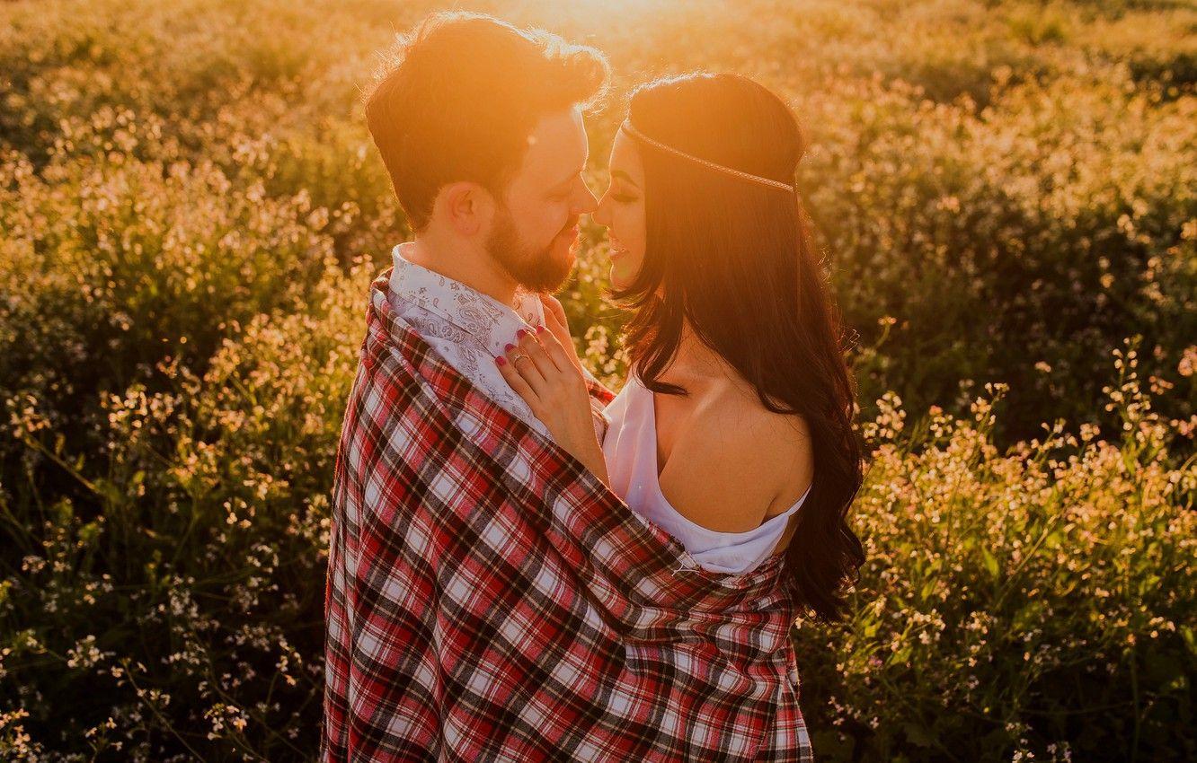 1332x850 Wallpaper field, girl, love, flowers, nature, smile, shirt, love, beard, guy, field, nature, woman, smile, flowers, man image for desktop, section настроения