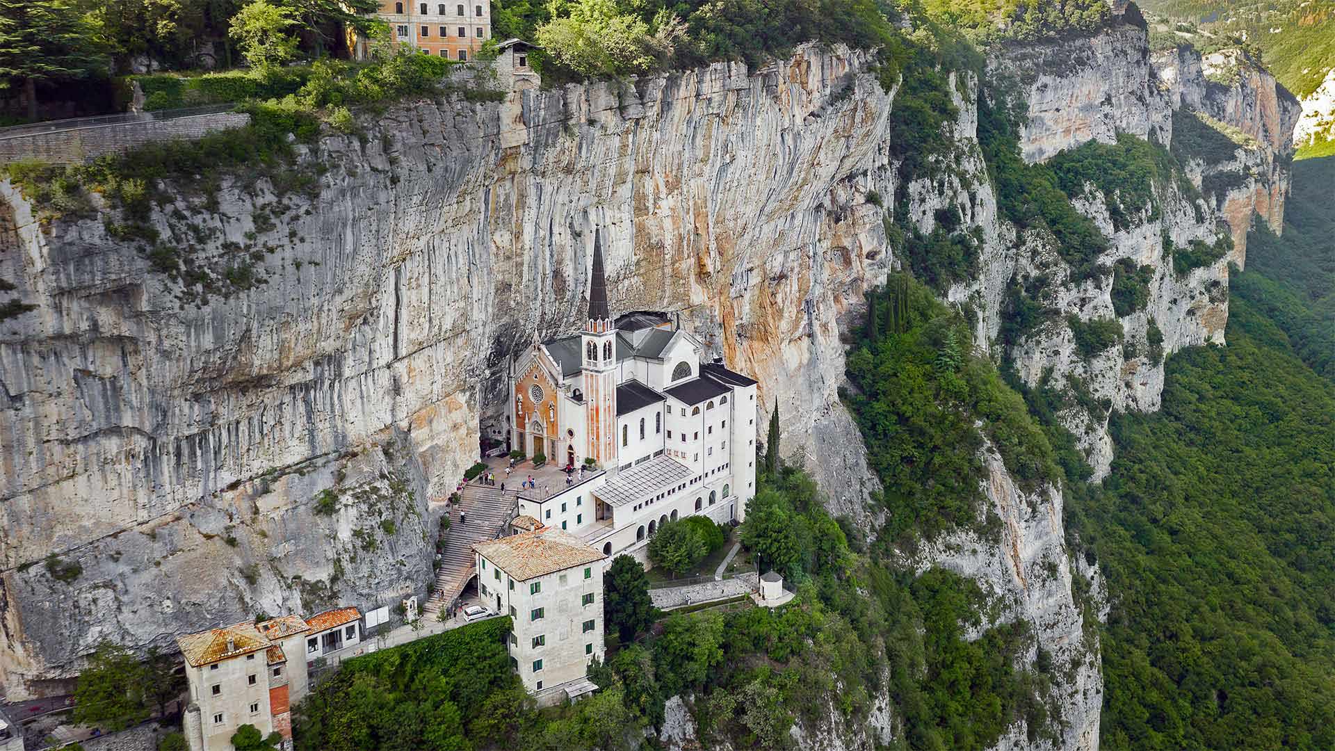1920x1080 The Sanctuary of Madonna della Corona, near Verona, Italy