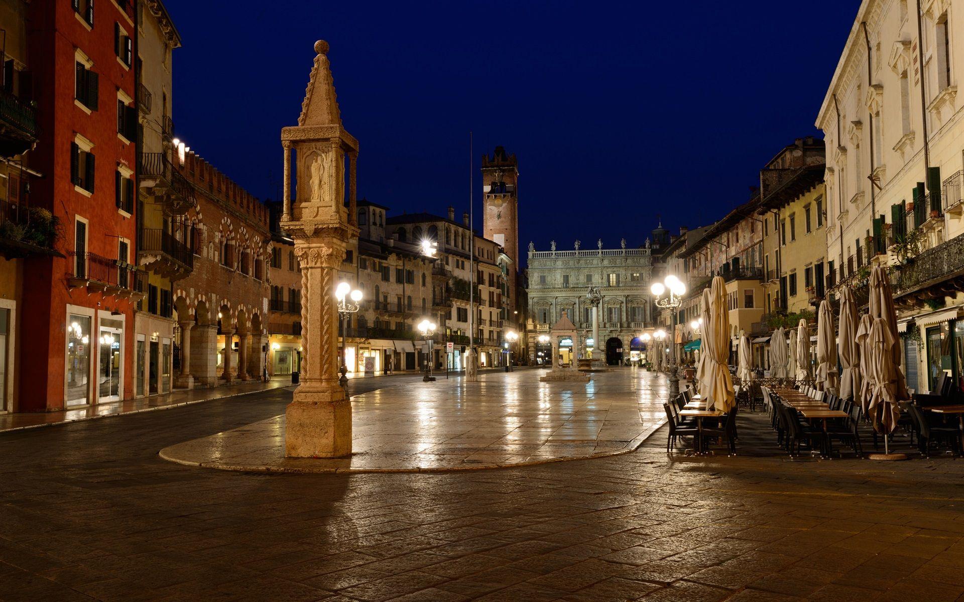 1920x1200 Wallpaper Italy, Verona, city, street, cafe, night, lights, houses 1920x1200 HD Picture, Image