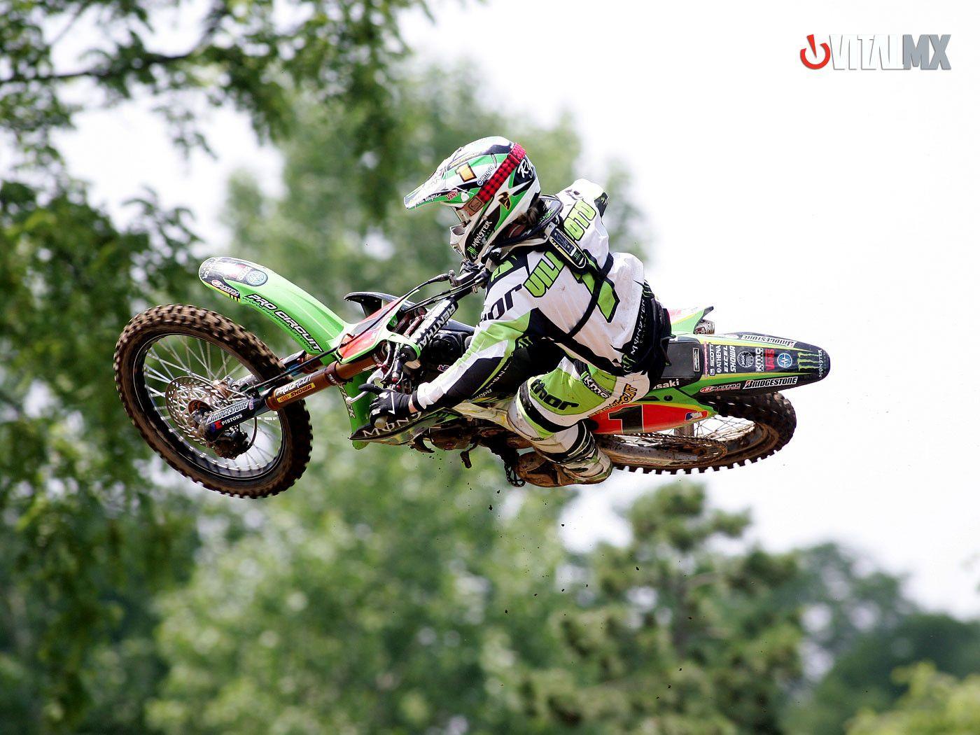 1400x1050 Untitled MX Wallpaper: Ryan Villopoto 10 16 07