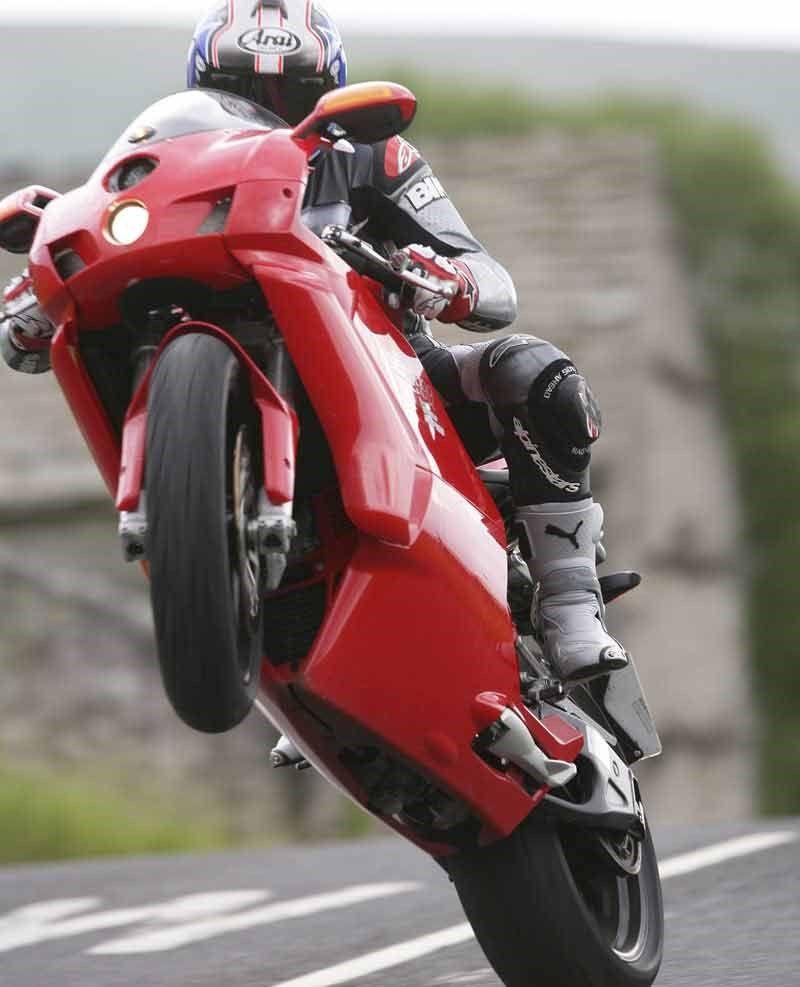 800x987 Ducati 999 pic 20