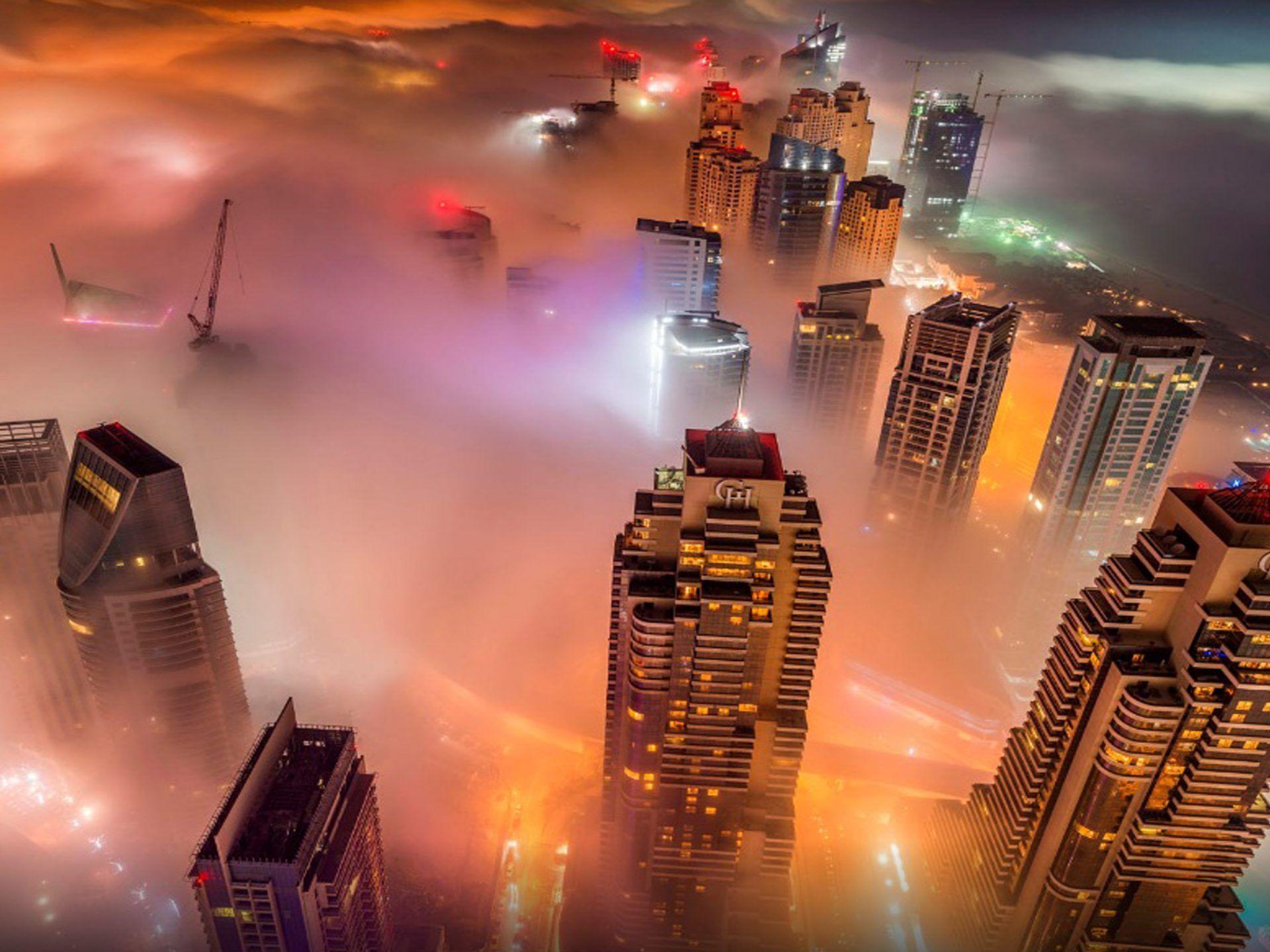 1920x1440 Dubai Fog City At Night HD Wallpaper For Desktop 2880x1800 :
