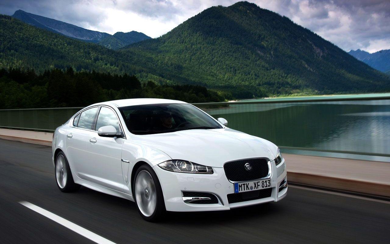 1280x800 Free Jaguar XF Series Luxury Cars Desktop Wallpaper