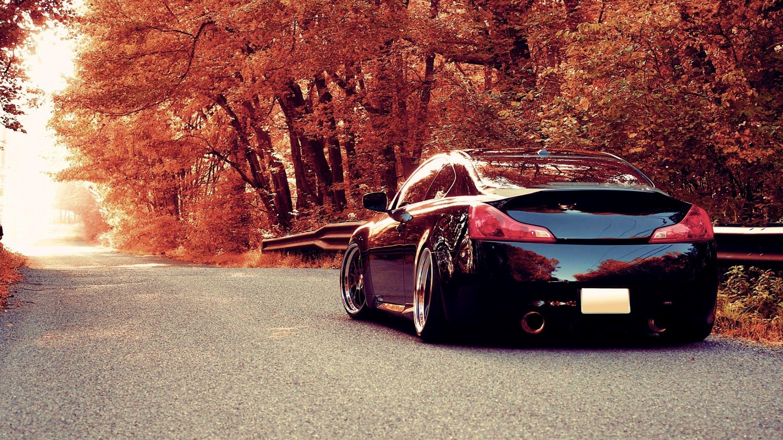 2560x1440 HD Car Desktop Wallpaper
