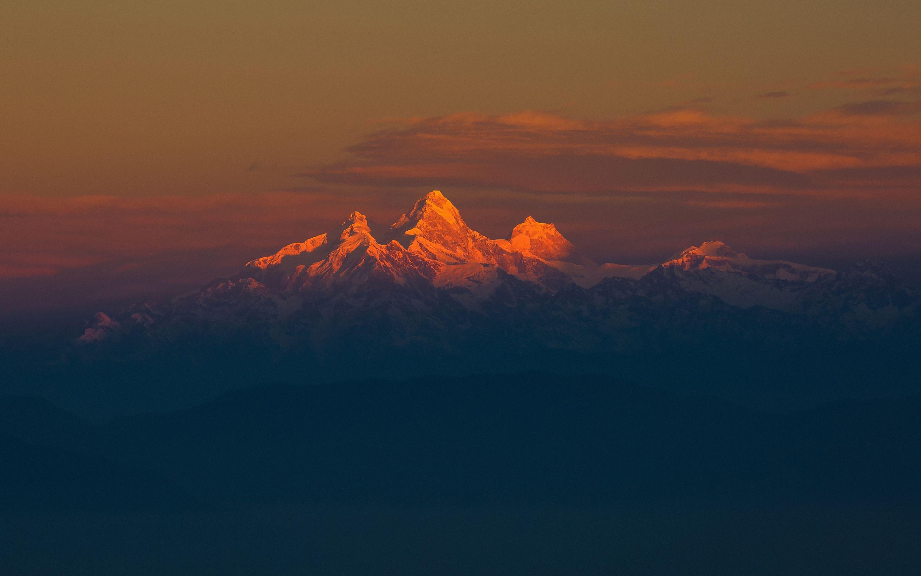 3840x2400 HD Background Himalaya Mountain Range Orange Sunset Snow Fog