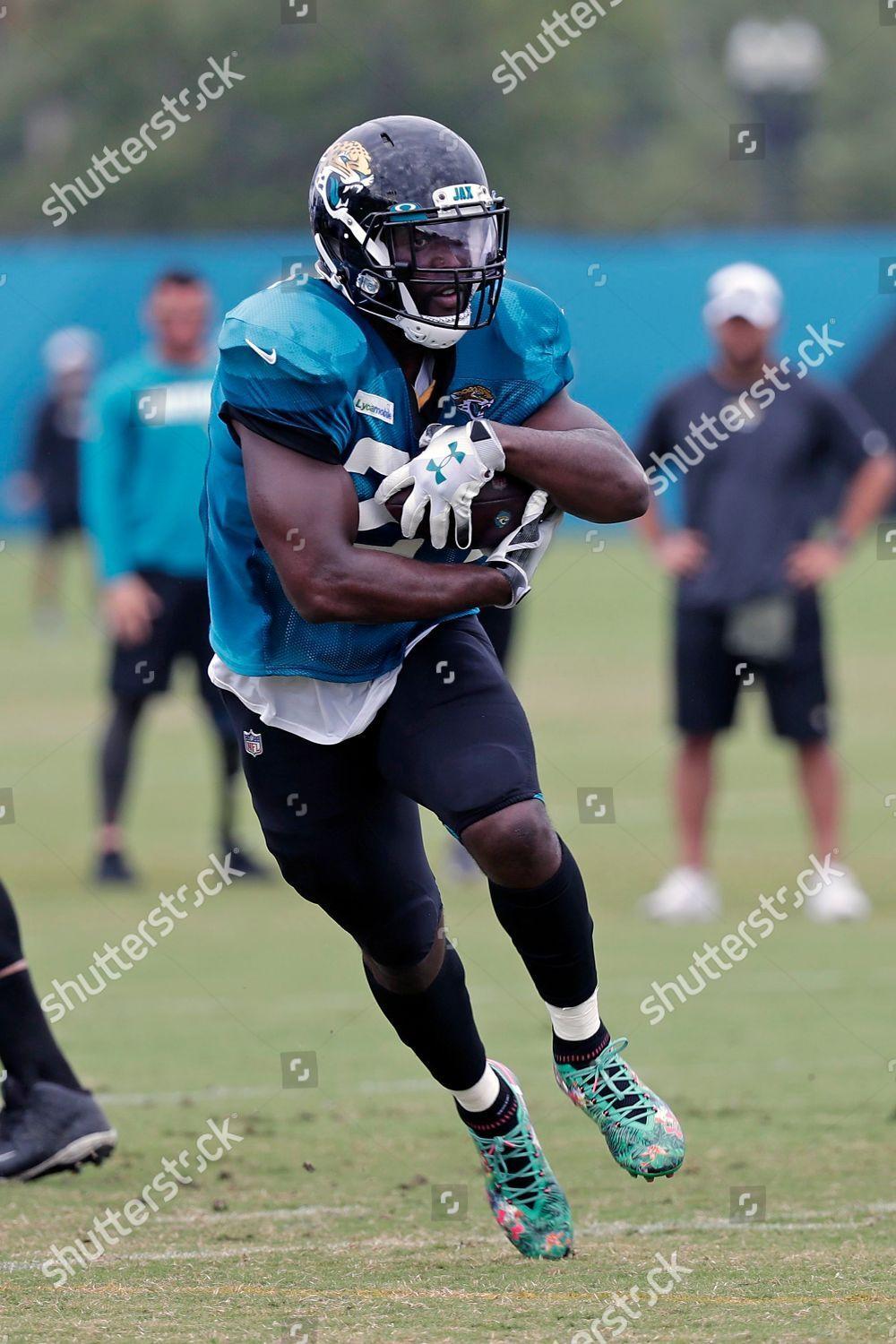 1000x1500 JACKSONVILLE JAGUARS RUNNING BACK LEONARD FOURNETTE GAINS EDITORIAL. Jacksonville jaguars, Jaguars, Jacksonville