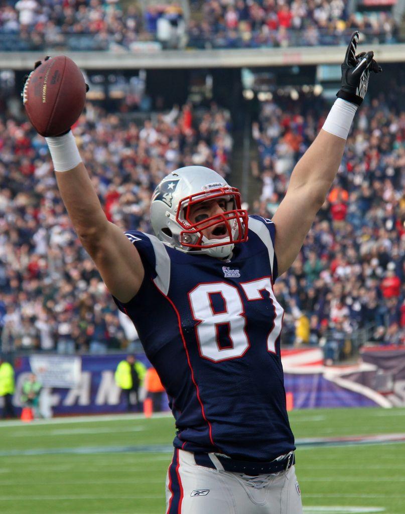 807x1024 Rob Gronkowski Background Wallpaper
