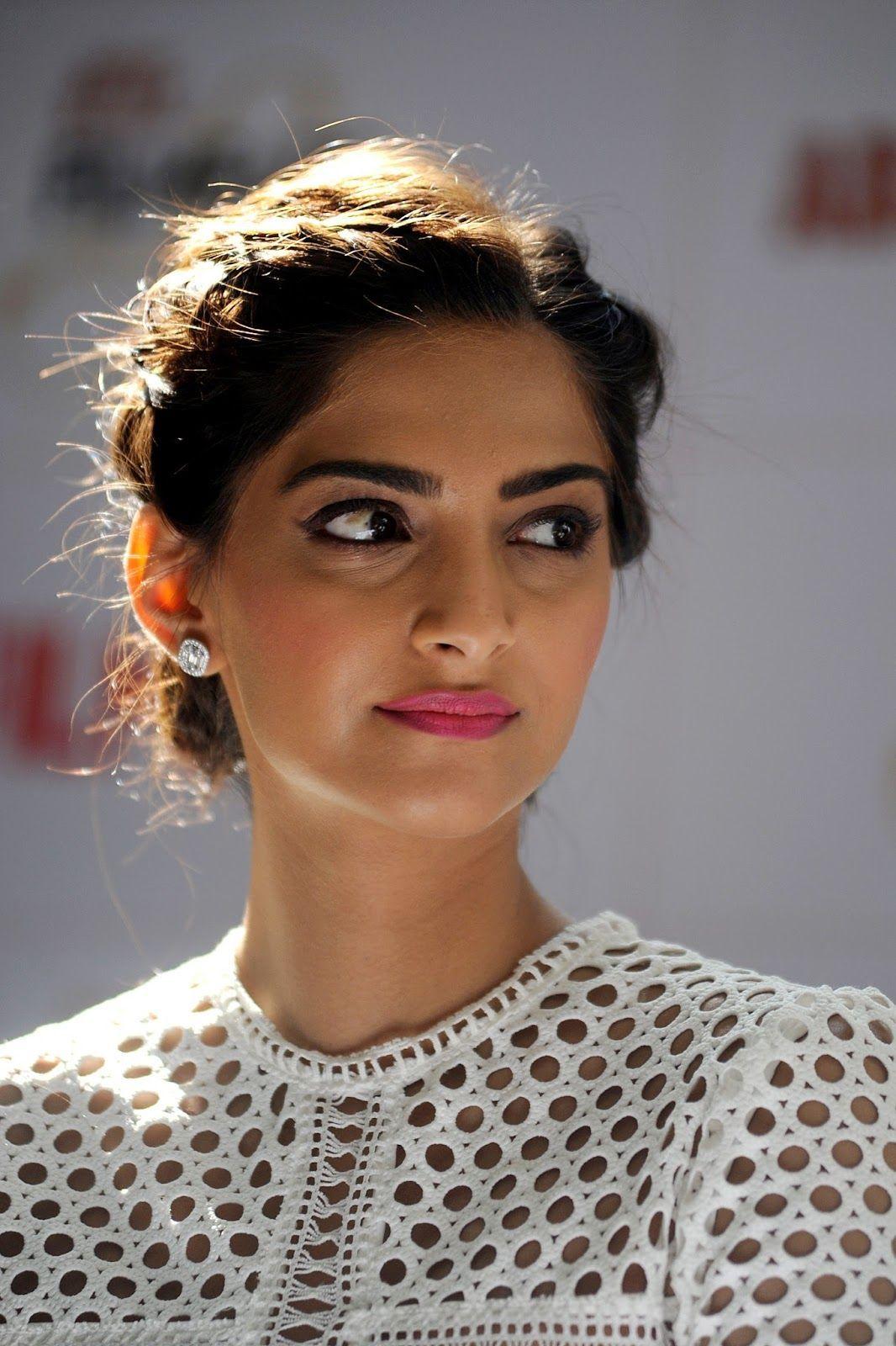 1066x1600 Sonam Kapoor