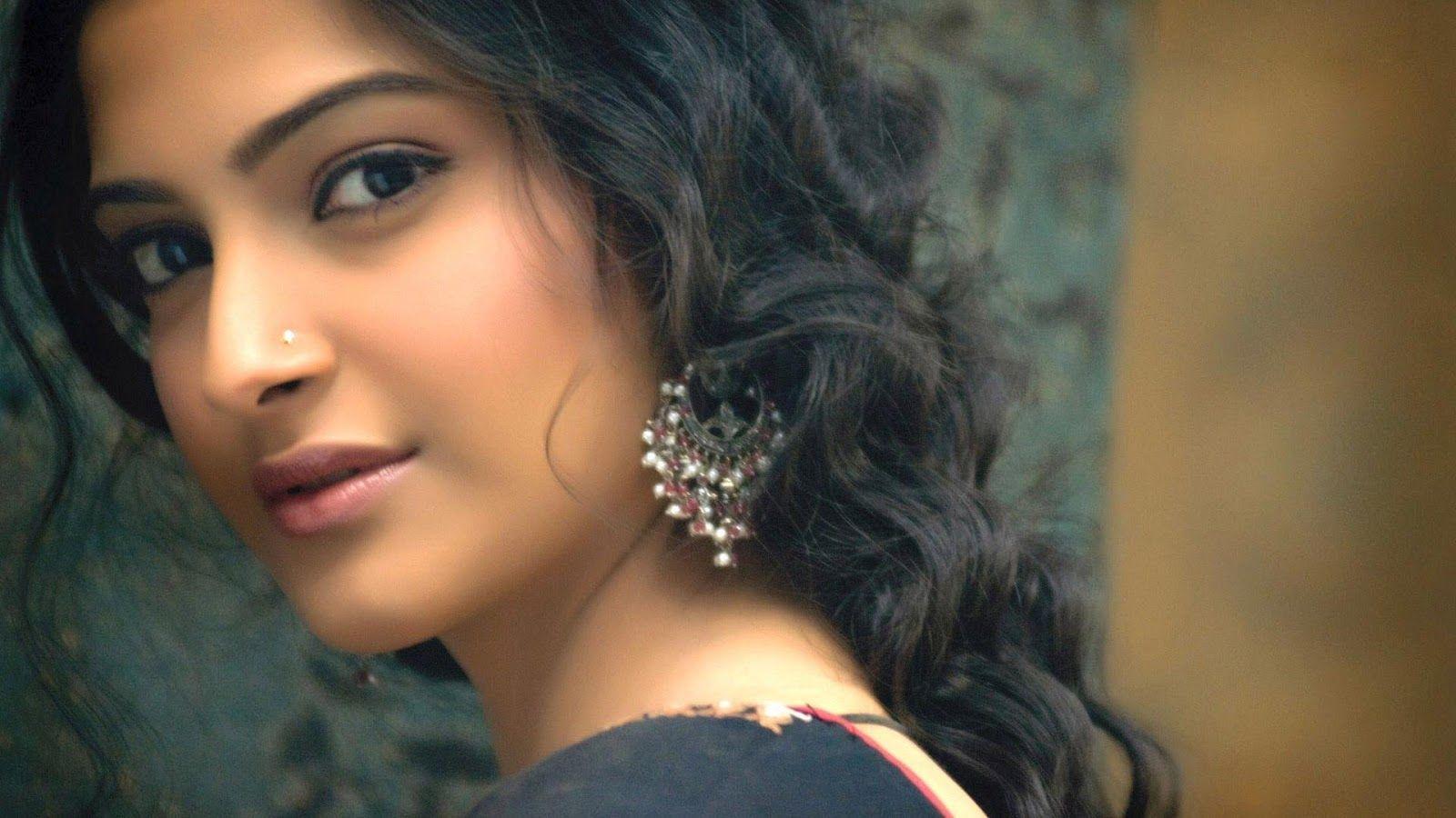 1600x900 Bollywood Actress. HD. Wallpaper. Picture. Image: Sonam Kapoor HD Wallpaper