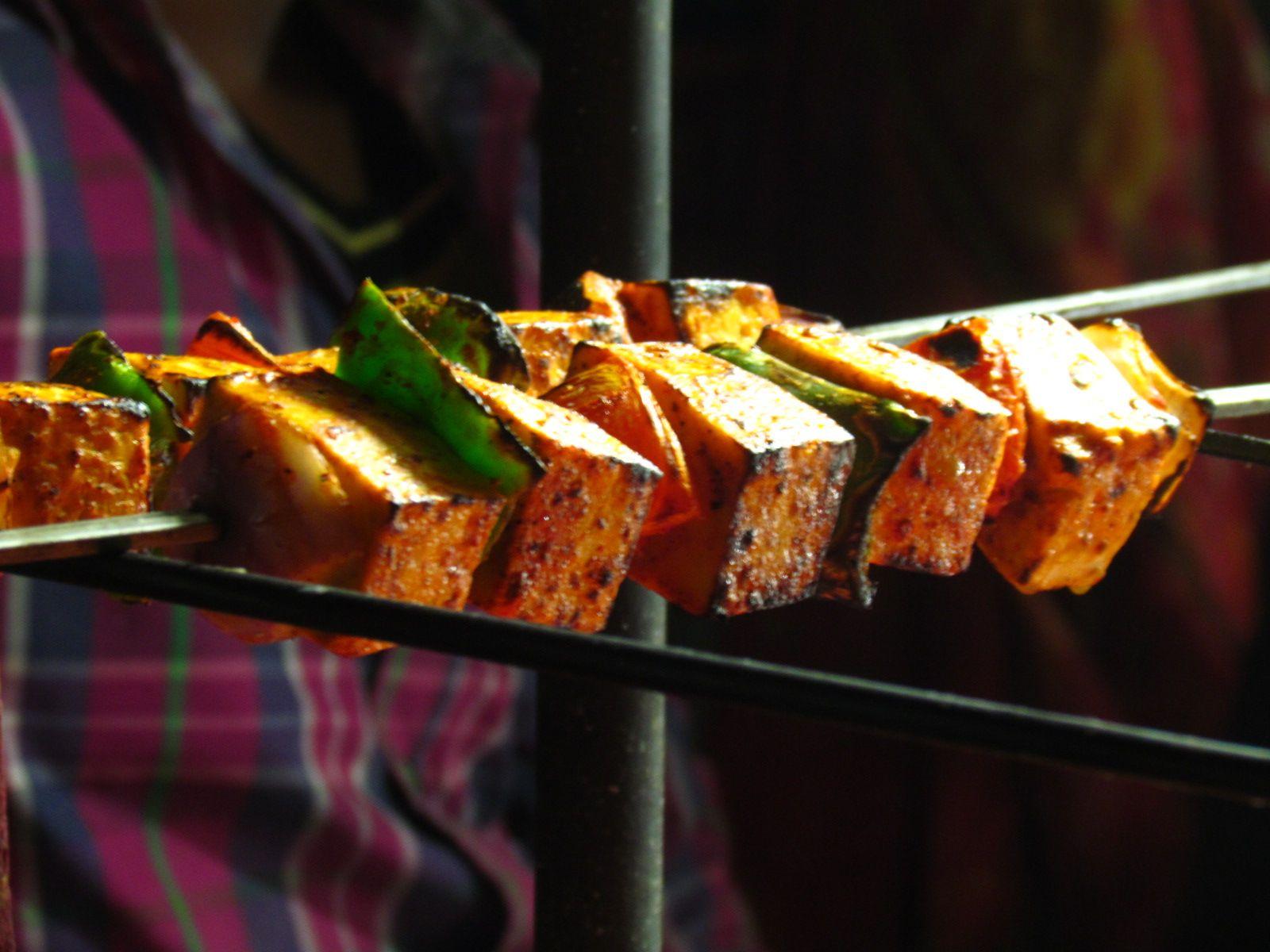 1600x1200 north Indian snacks (street food). I shall blog