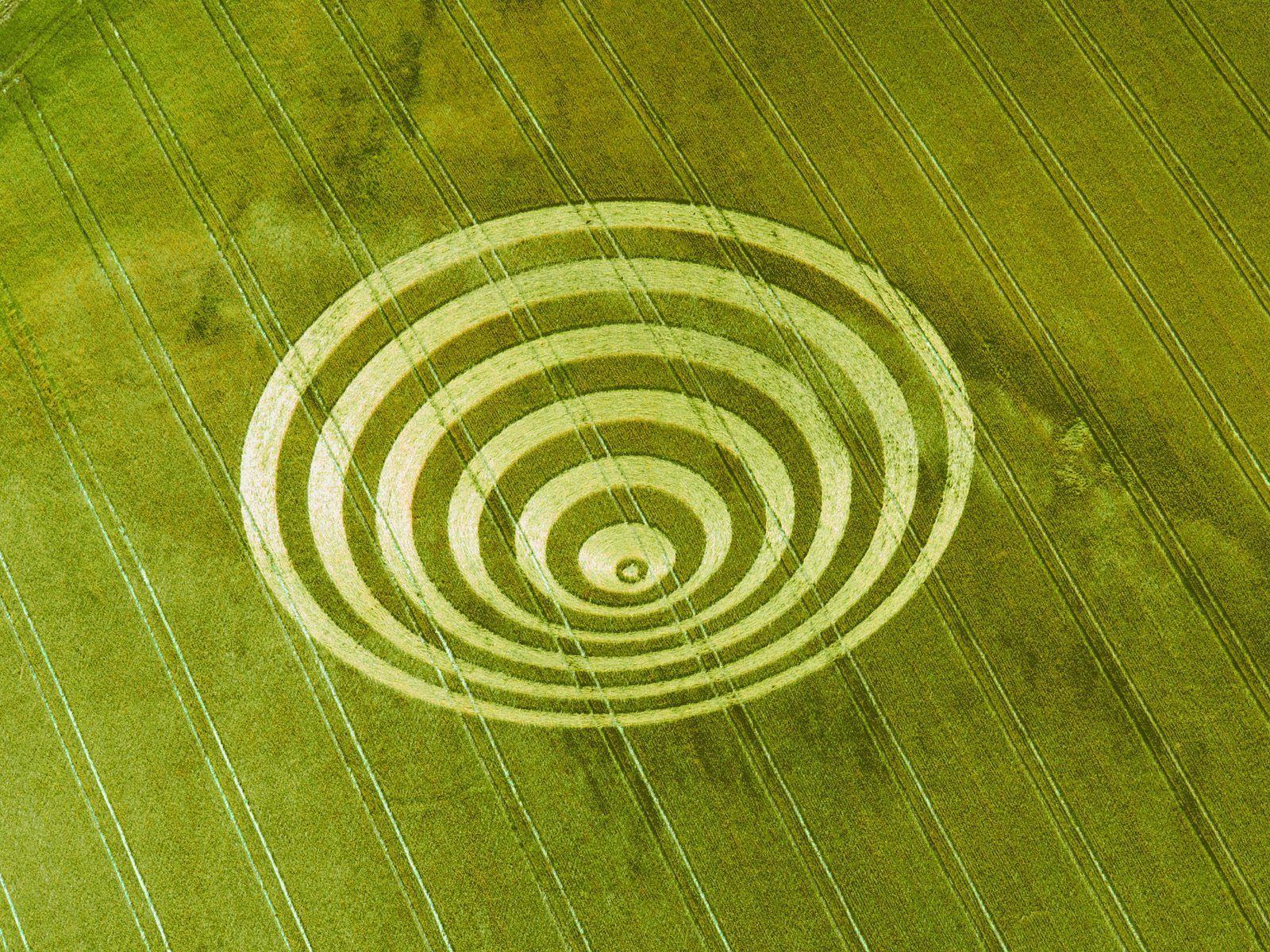 1600x1200 Crop Circles Wallpaper. Crop circles, Crop circles Circle