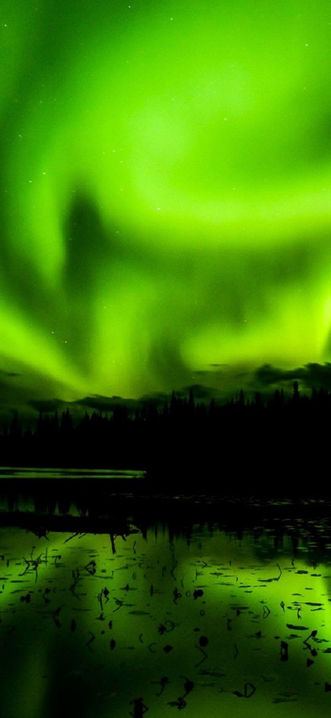 1125x2436 Aurora Borealis Northern Light iPhone X, iPhone 10 HD 4k