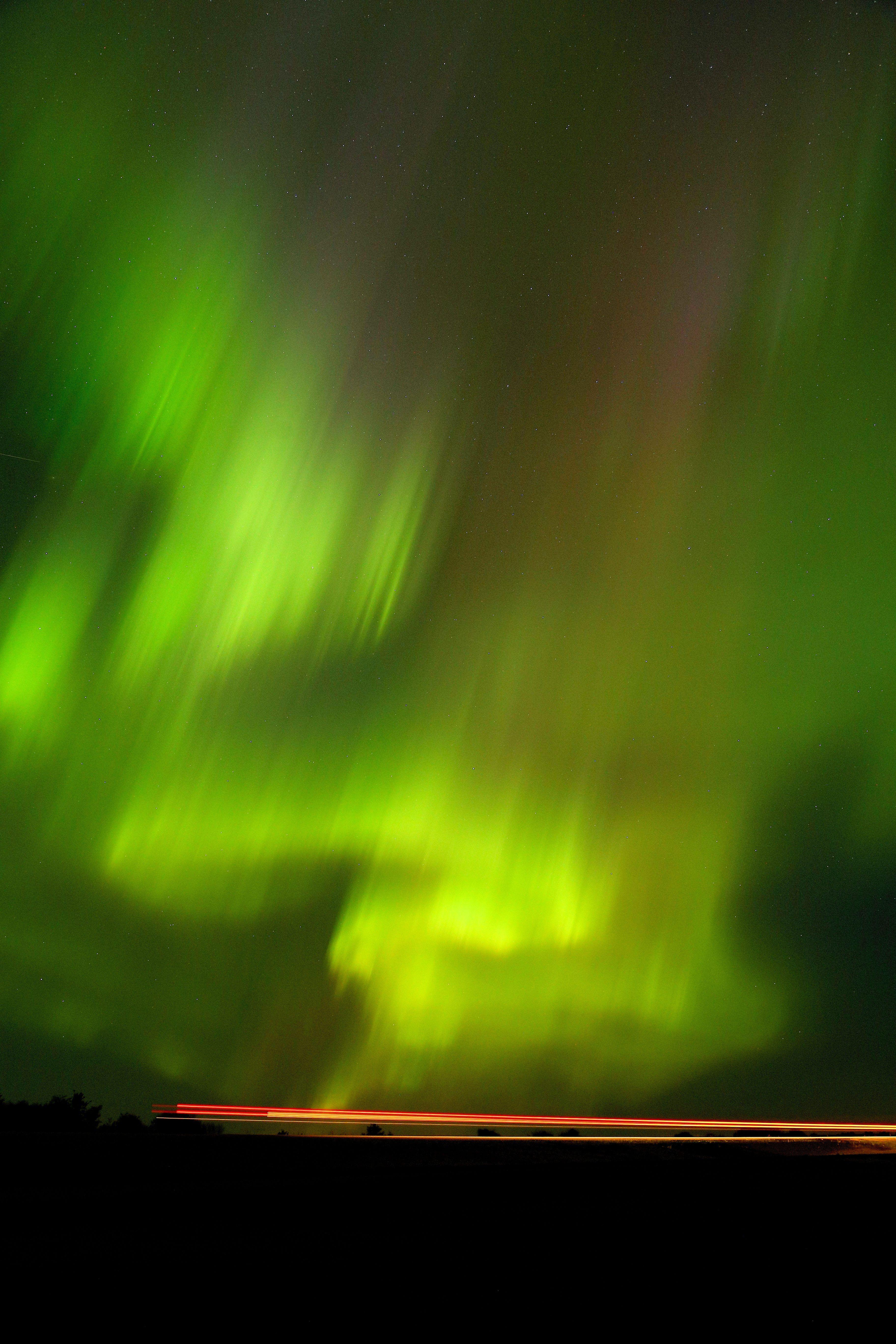 3648x5472 Aurora iPhone Wallpaper