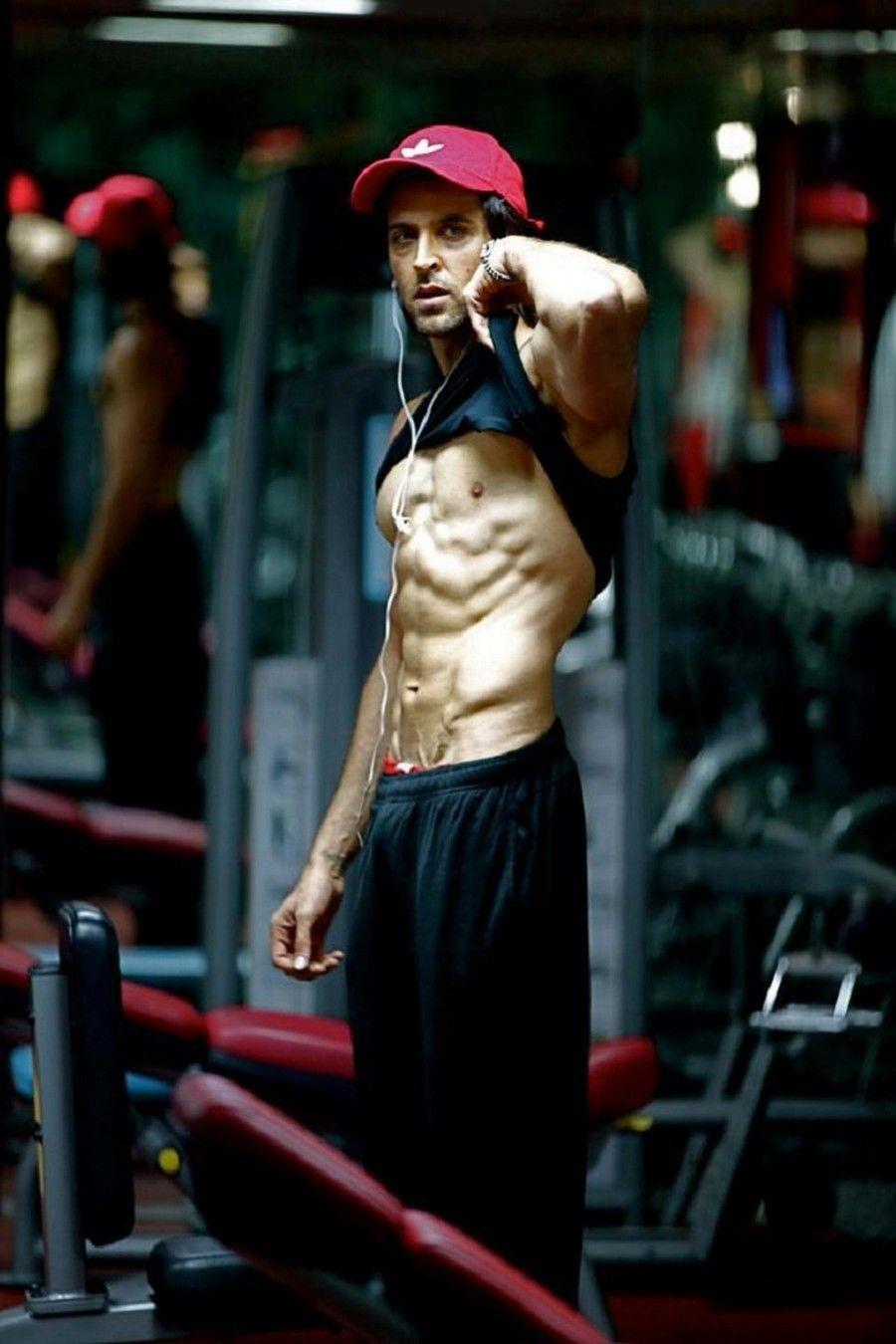 900x1350 Hrithik Roshan Body Wallpaper, Picture