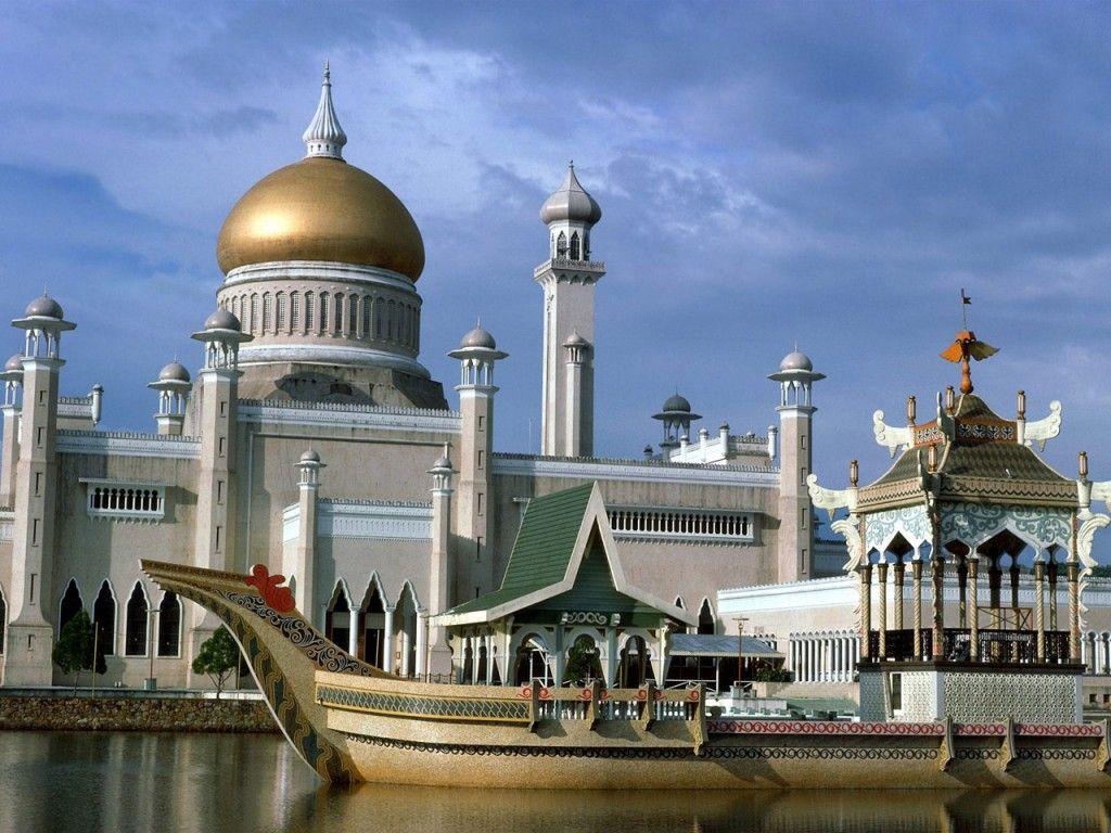 1024x768 Beautiful Mosque Laptop Wallpaper