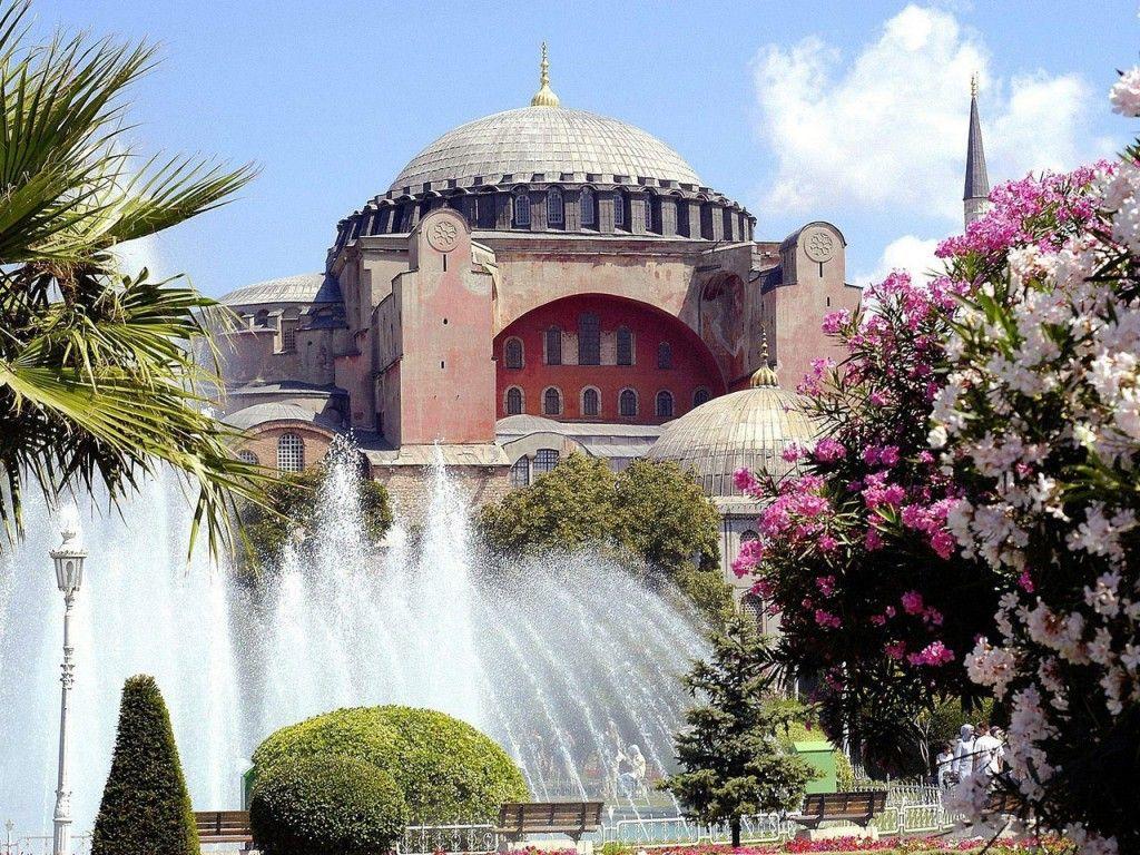 1024x768 Latest Heart, Baby, And Mosque High Quality Wallpaper