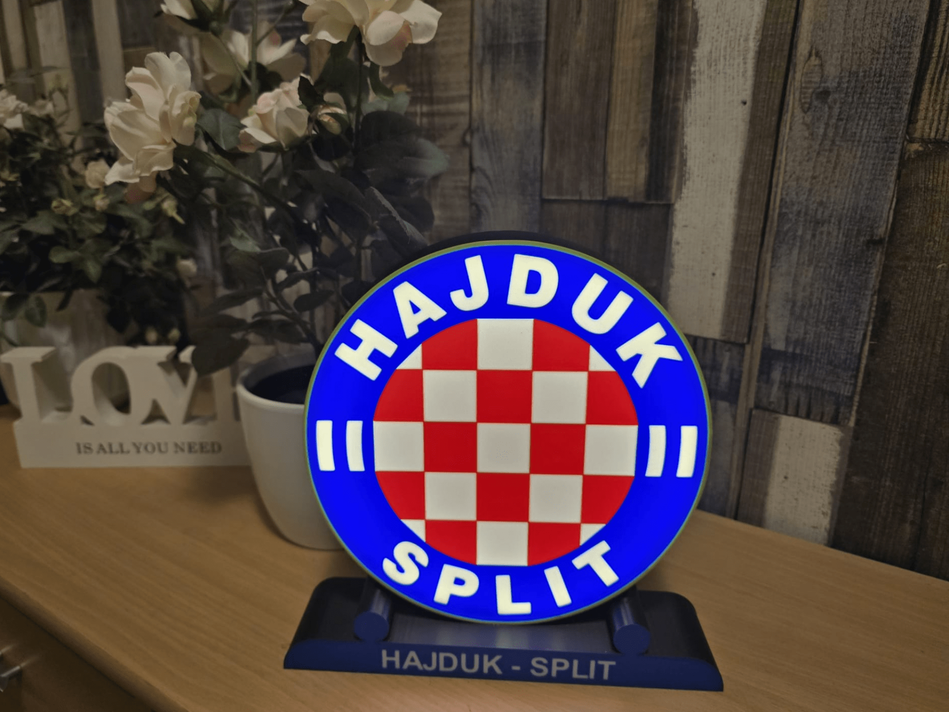 1920x1440 Hajduk Split Lamp with Base 3D Print Model