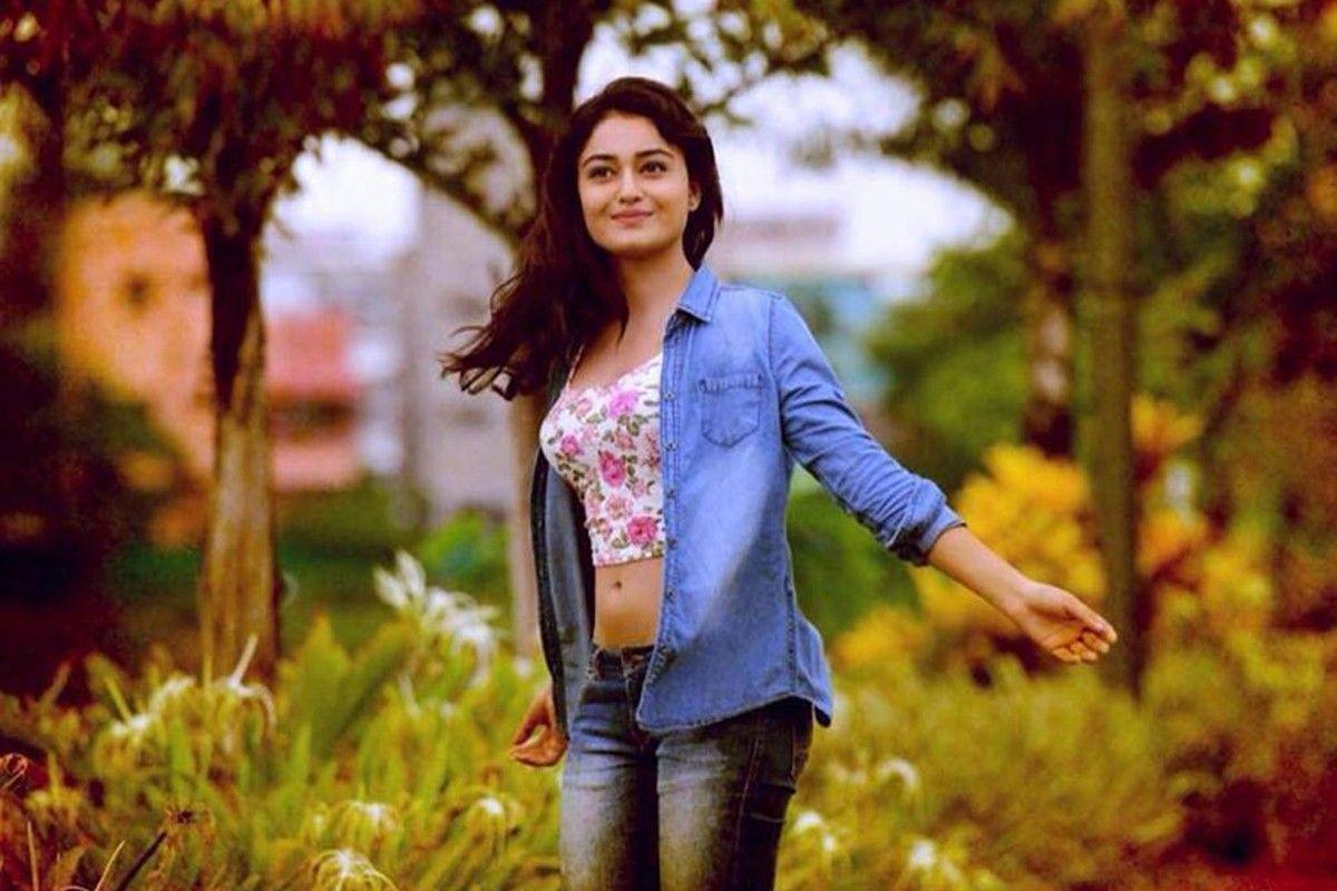 1200x800 Tridha Choudhury Wallpaper HD Background Free Download