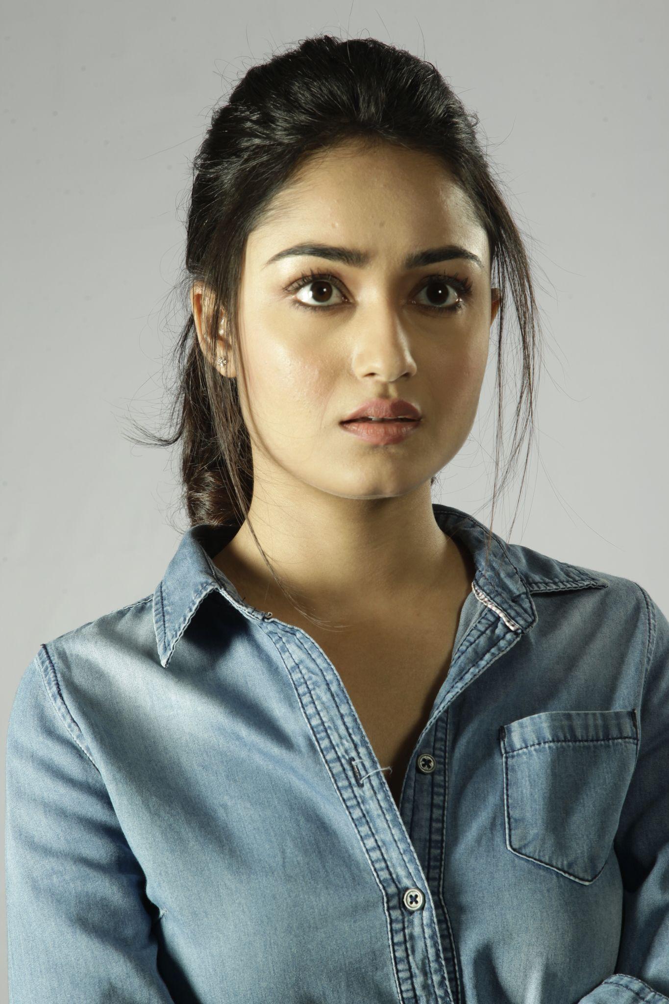 1365x2048 Tridha Choudhury: Movies, TV