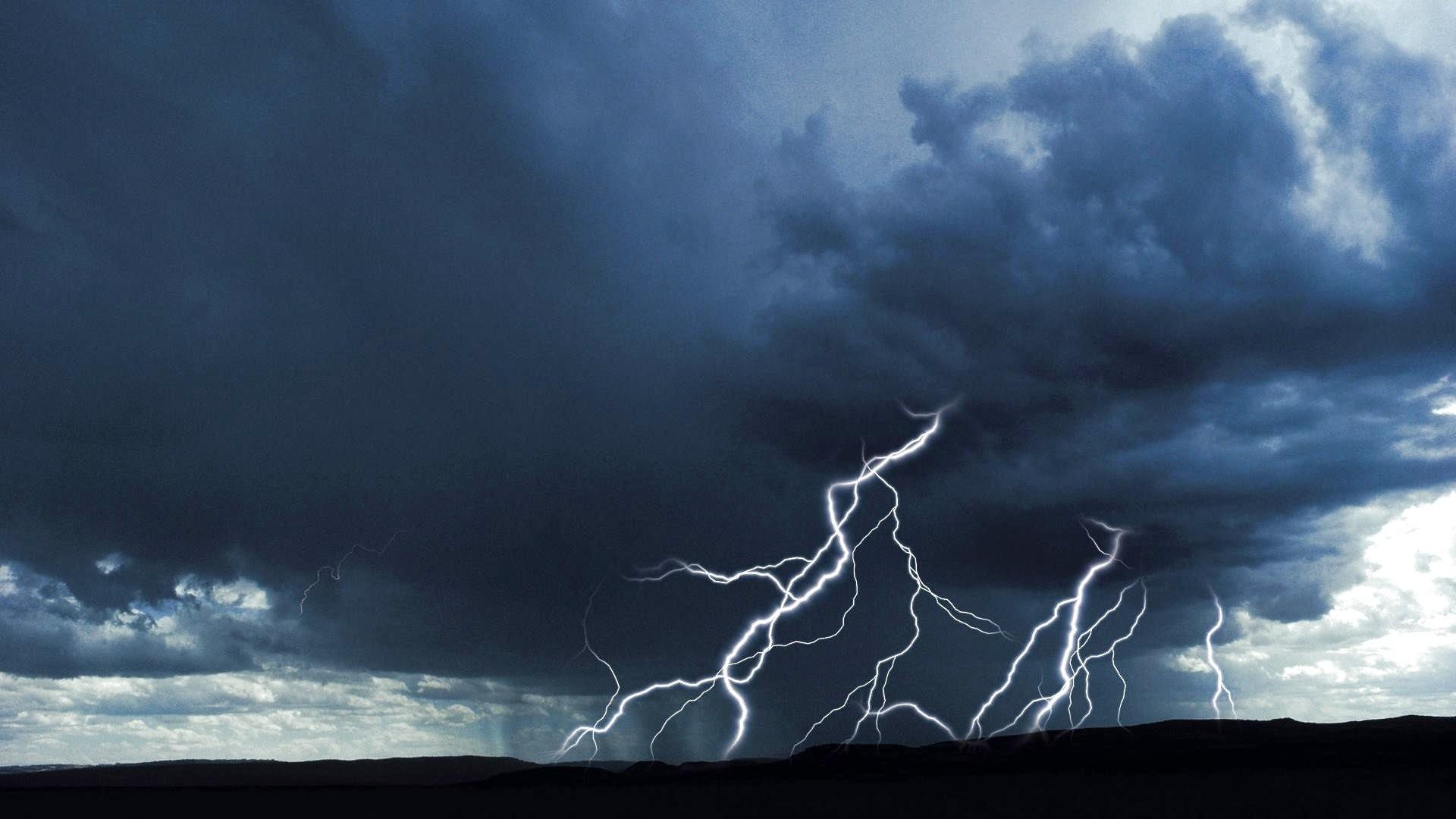 1920x1080 Rain And Lightning Wallpaper