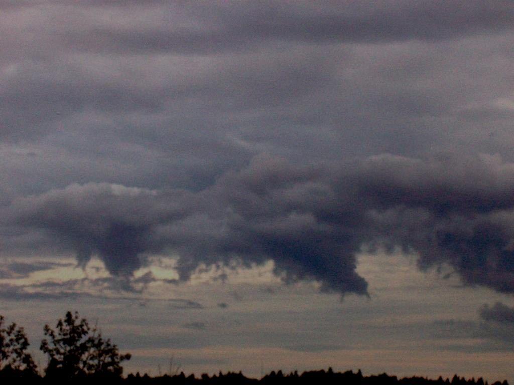 Rainy Sky Wallpapers - Top Free Rainy Sky Backgrounds - WallpaperAccess