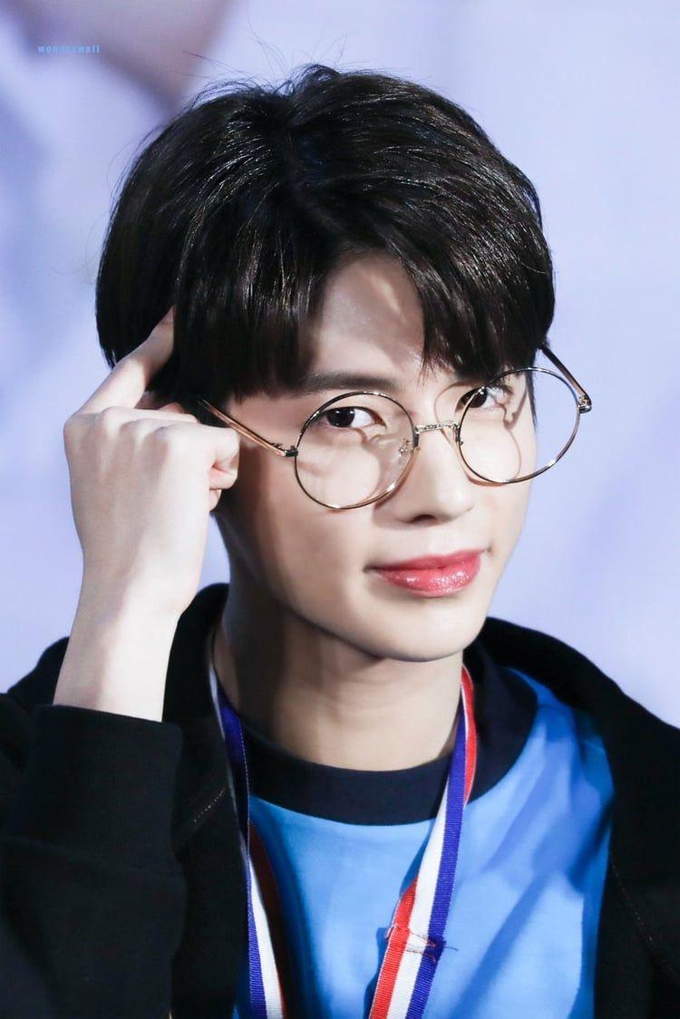 750x1124 Taehyun