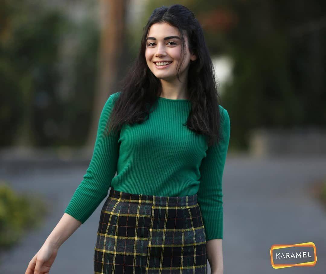 Özge Yağız Wallpapers - Top Free Özge Yağız Backgrounds - WallpaperAccess