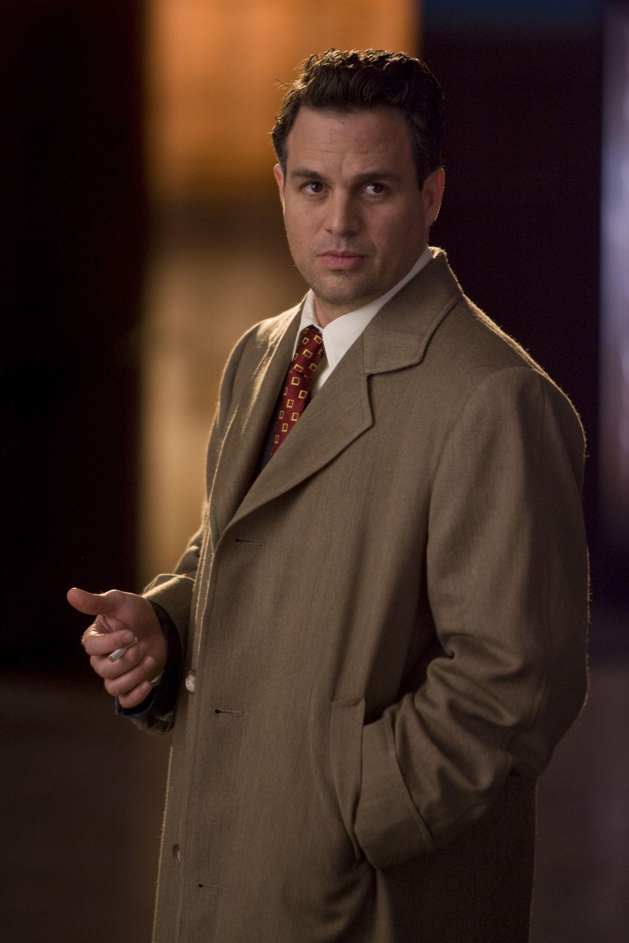 2001x3000 SHUTTER ISLAND Movie Image Starring Leonardo DiCaprio