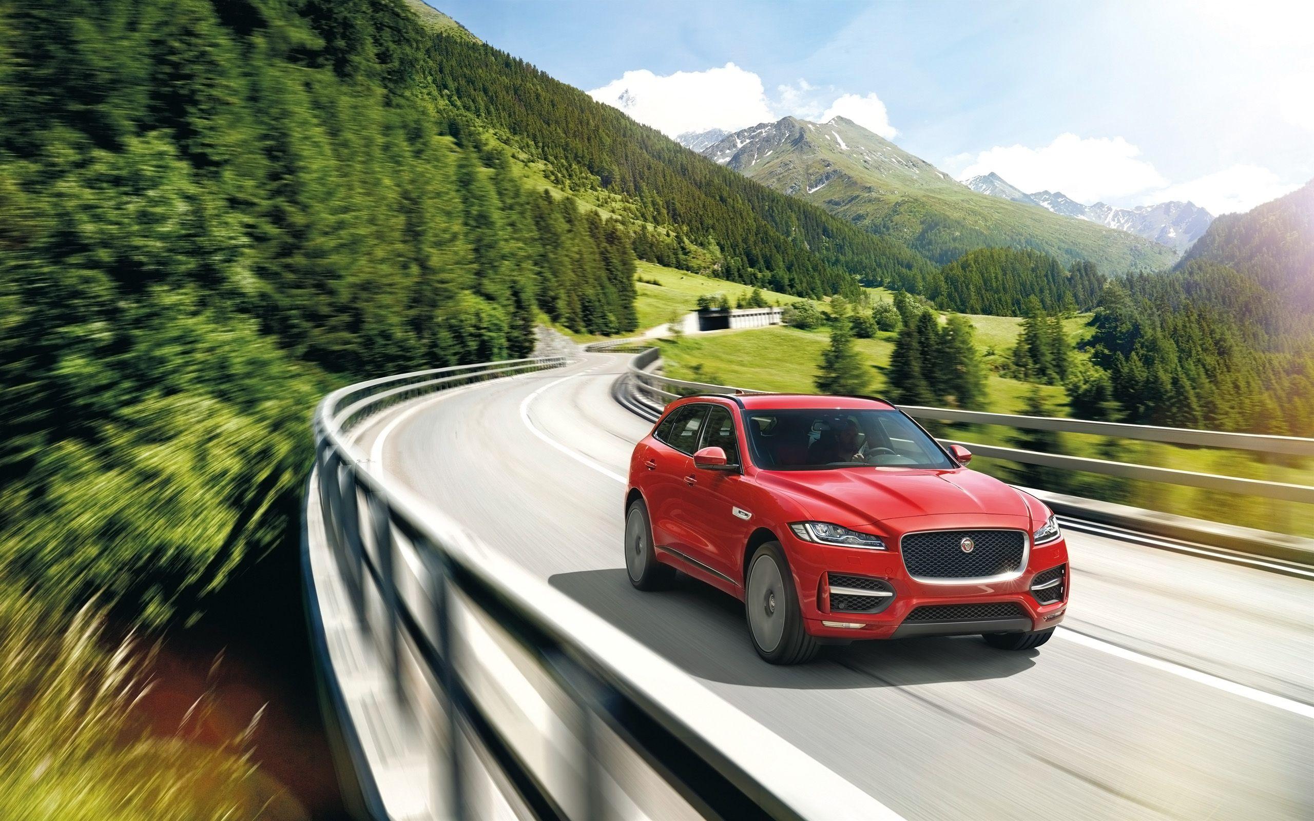 2560x1600 Jaguar F Pace